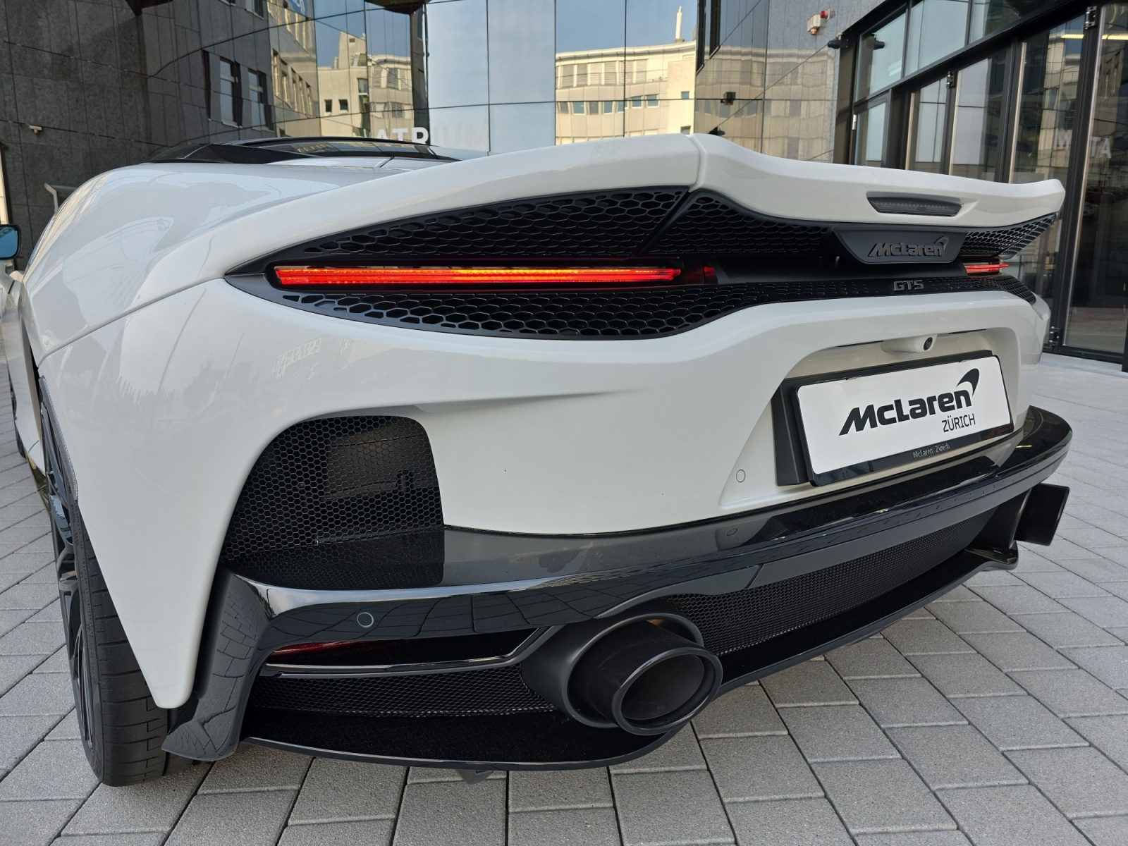 McLAREN GTS Performance-image-18