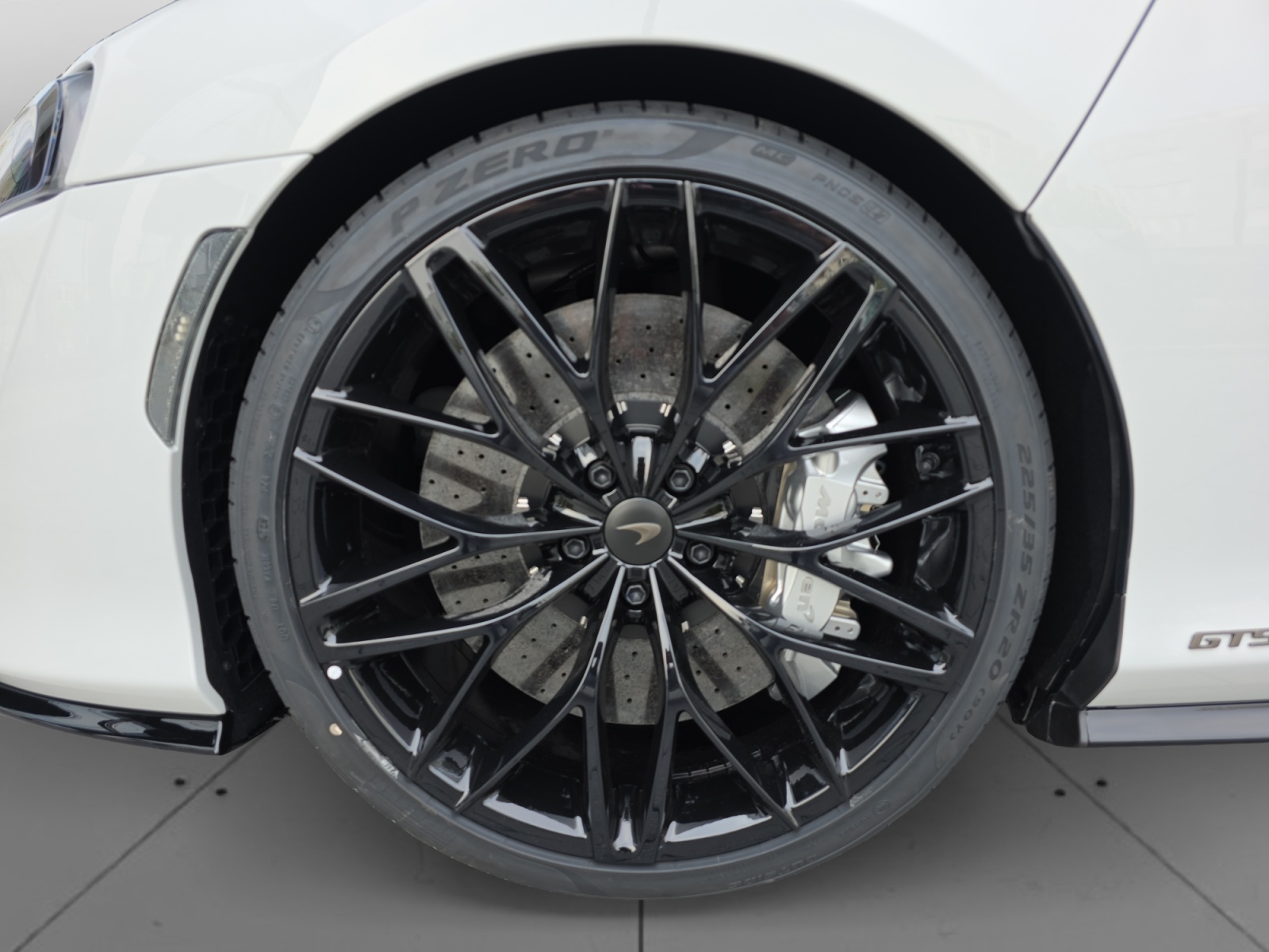 McLAREN GTS Performance-image-8