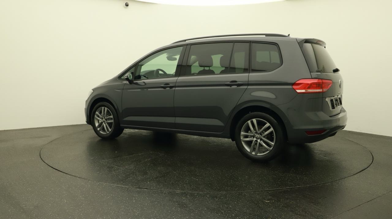 VW Touran 1.5 TSI EVO Limited-showroom-element-2
