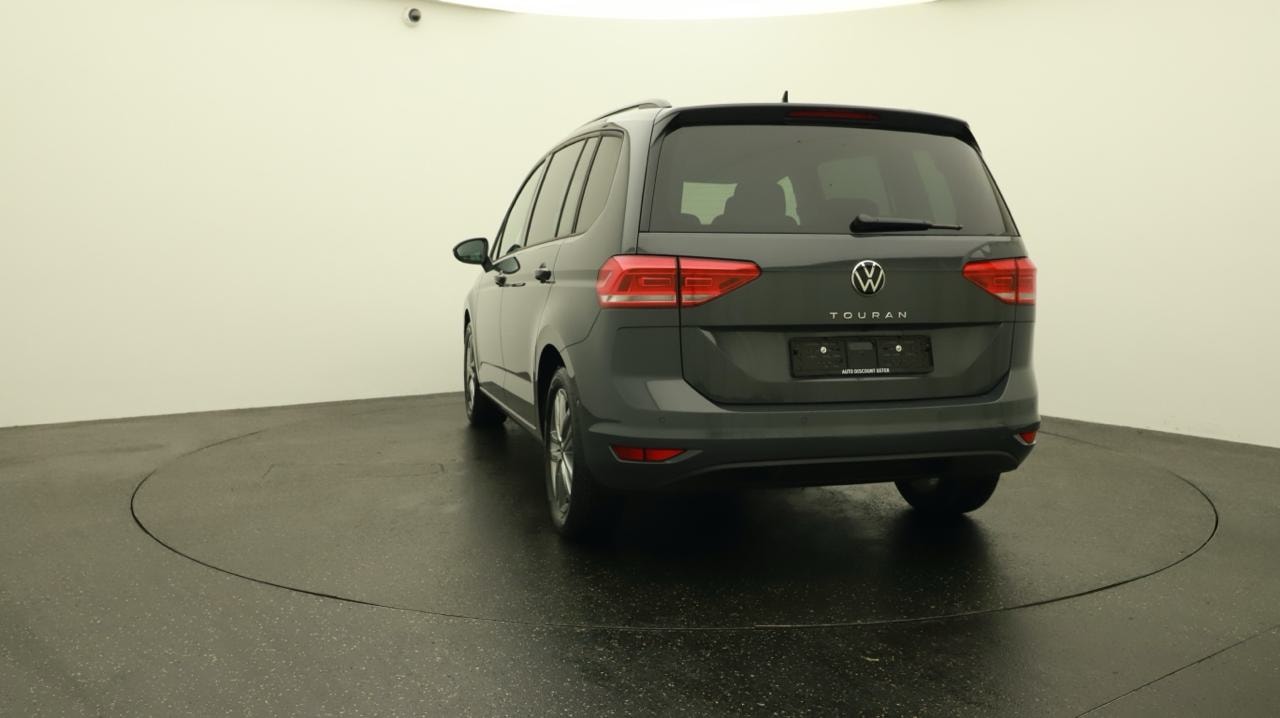 VW Touran 1.5 TSI EVO Limited-showroom-element-3