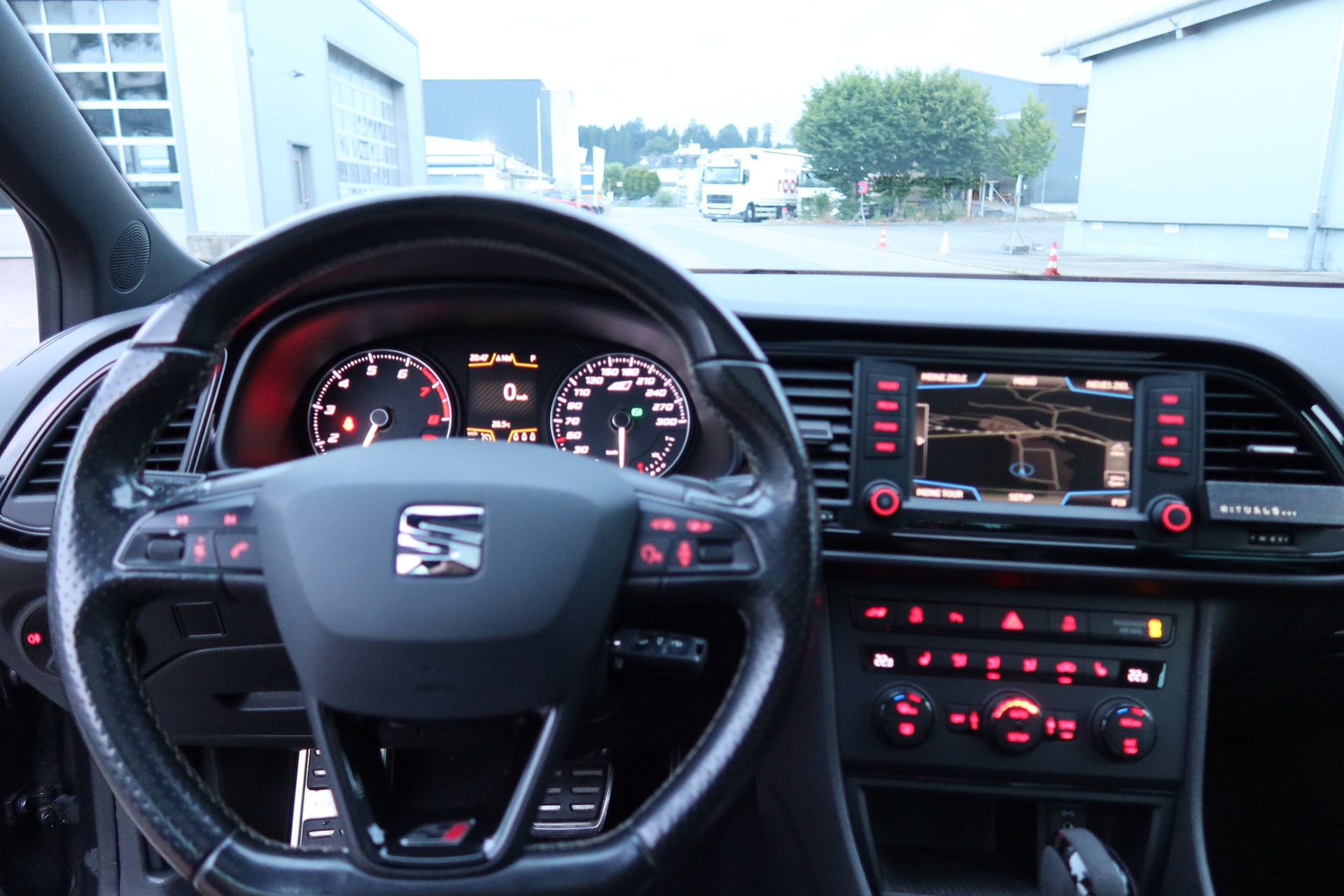 SEAT Cupra 280-image-6