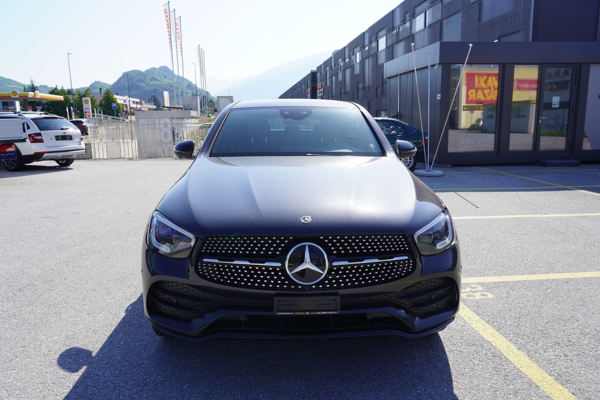 MERCEDES-BENZ GLC Coupé 300 AMG Line 4Matic 9G-Tronic-image-2