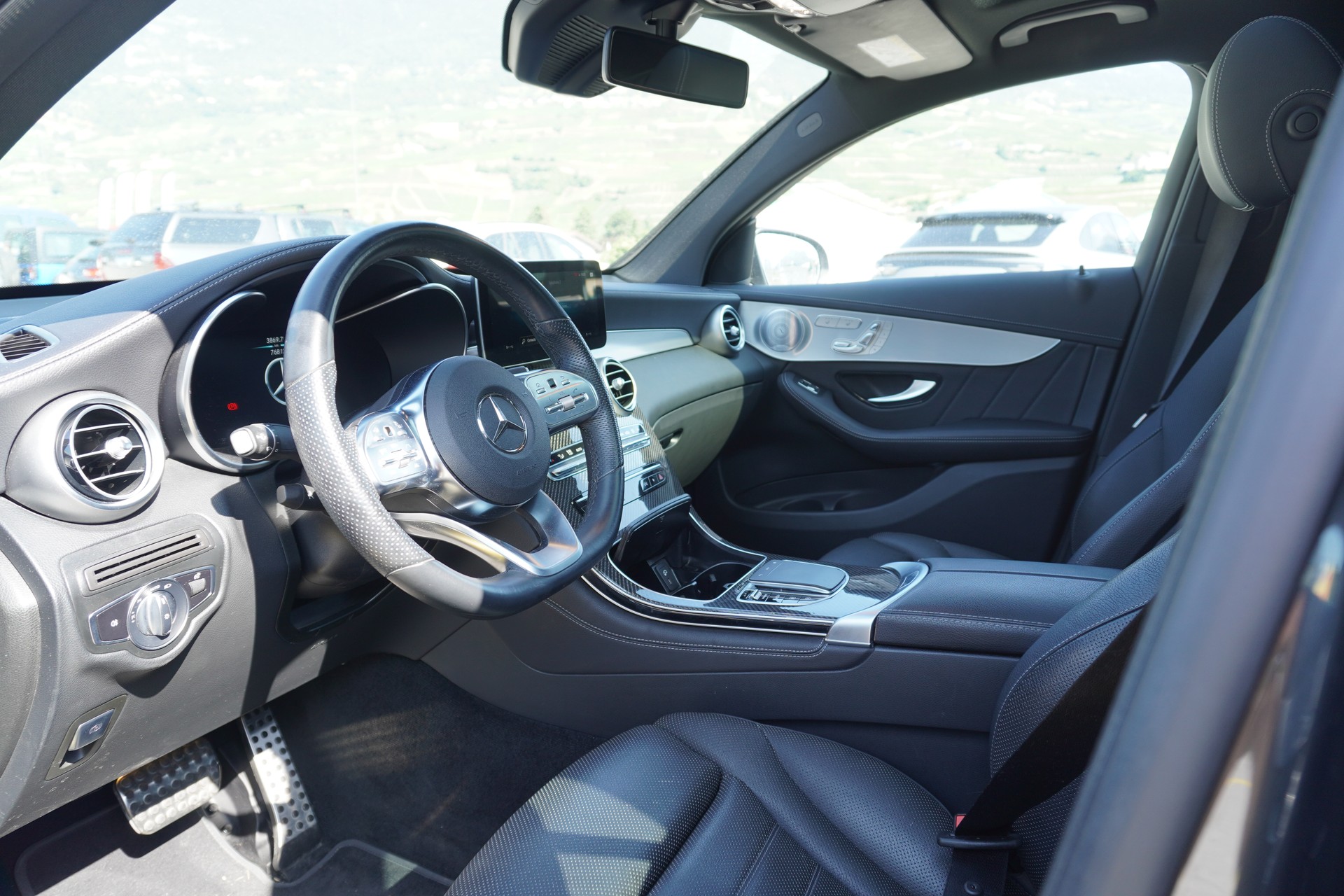 MERCEDES-BENZ GLC Coupé 300 AMG Line 4Matic 9G-Tronic-image-19