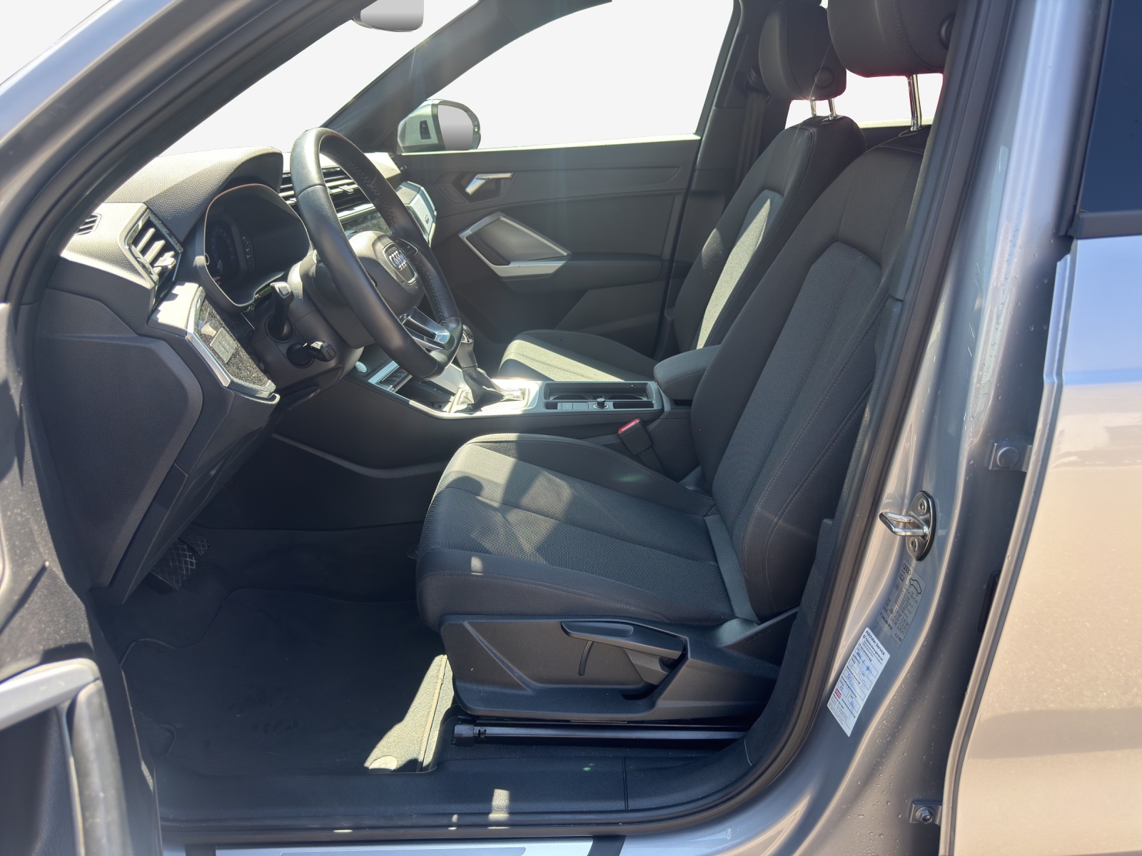 AUDI Q3 40 TDI advanced quattro S-tronic-image-7