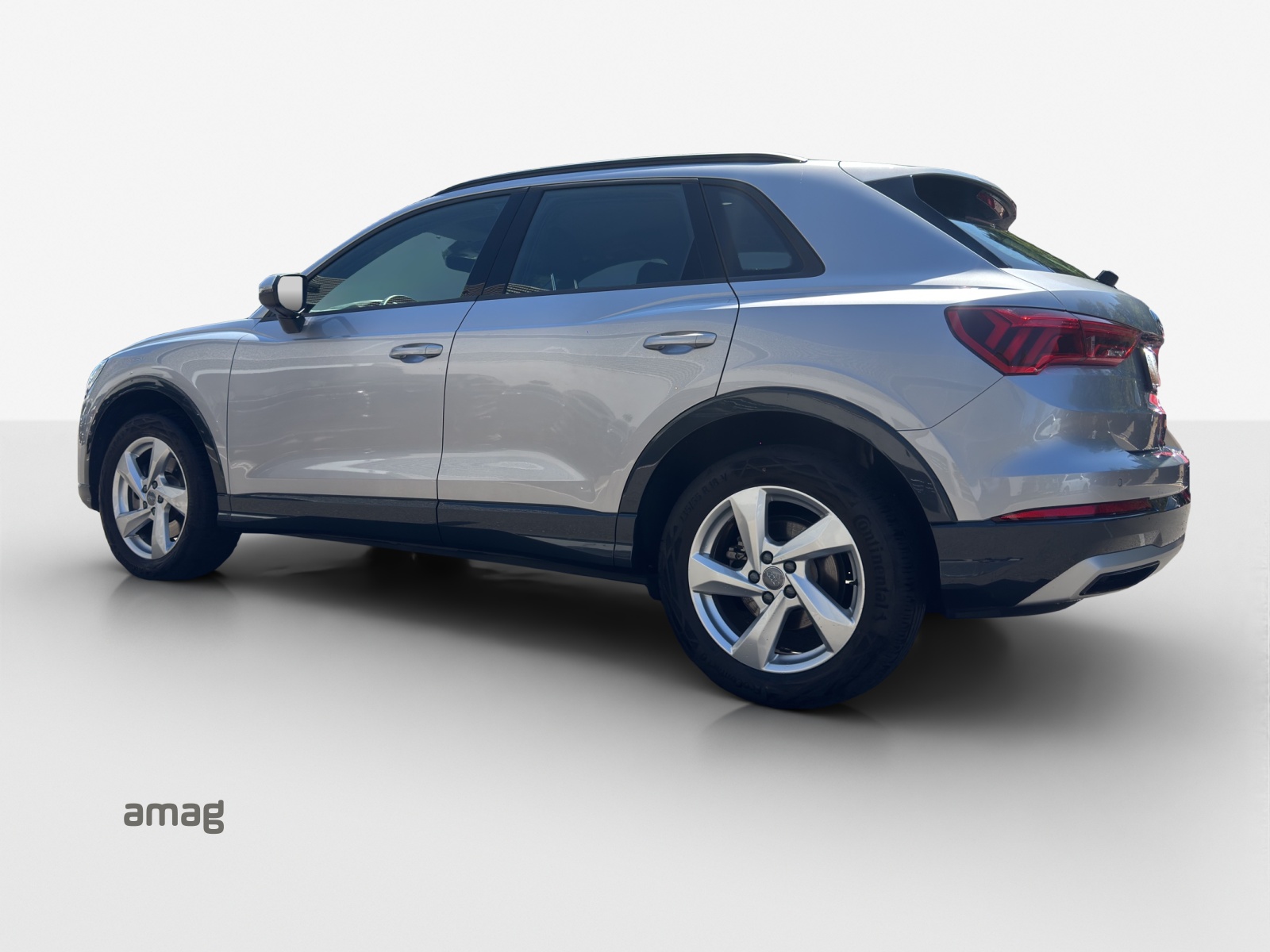 AUDI Q3 40 TDI advanced quattro S-tronic-image-2
