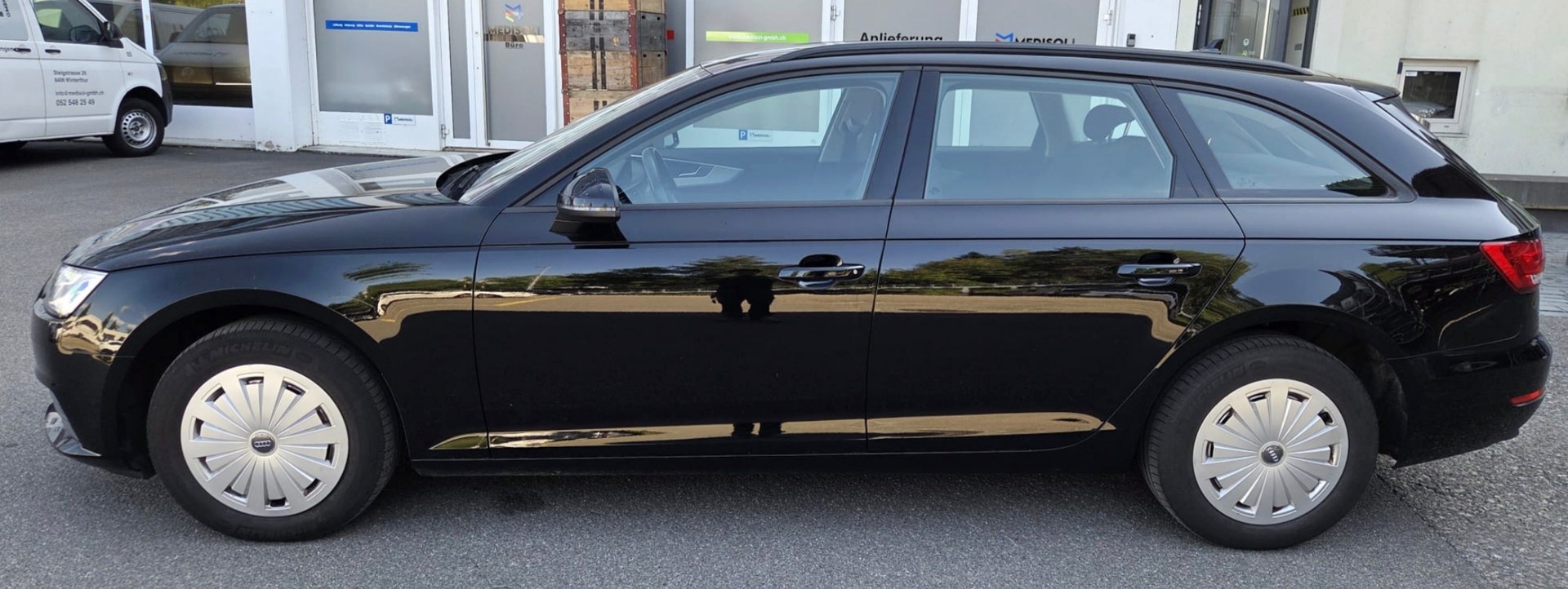 AUDI A4 Avant 2.0 TDI S-tronic-image-6