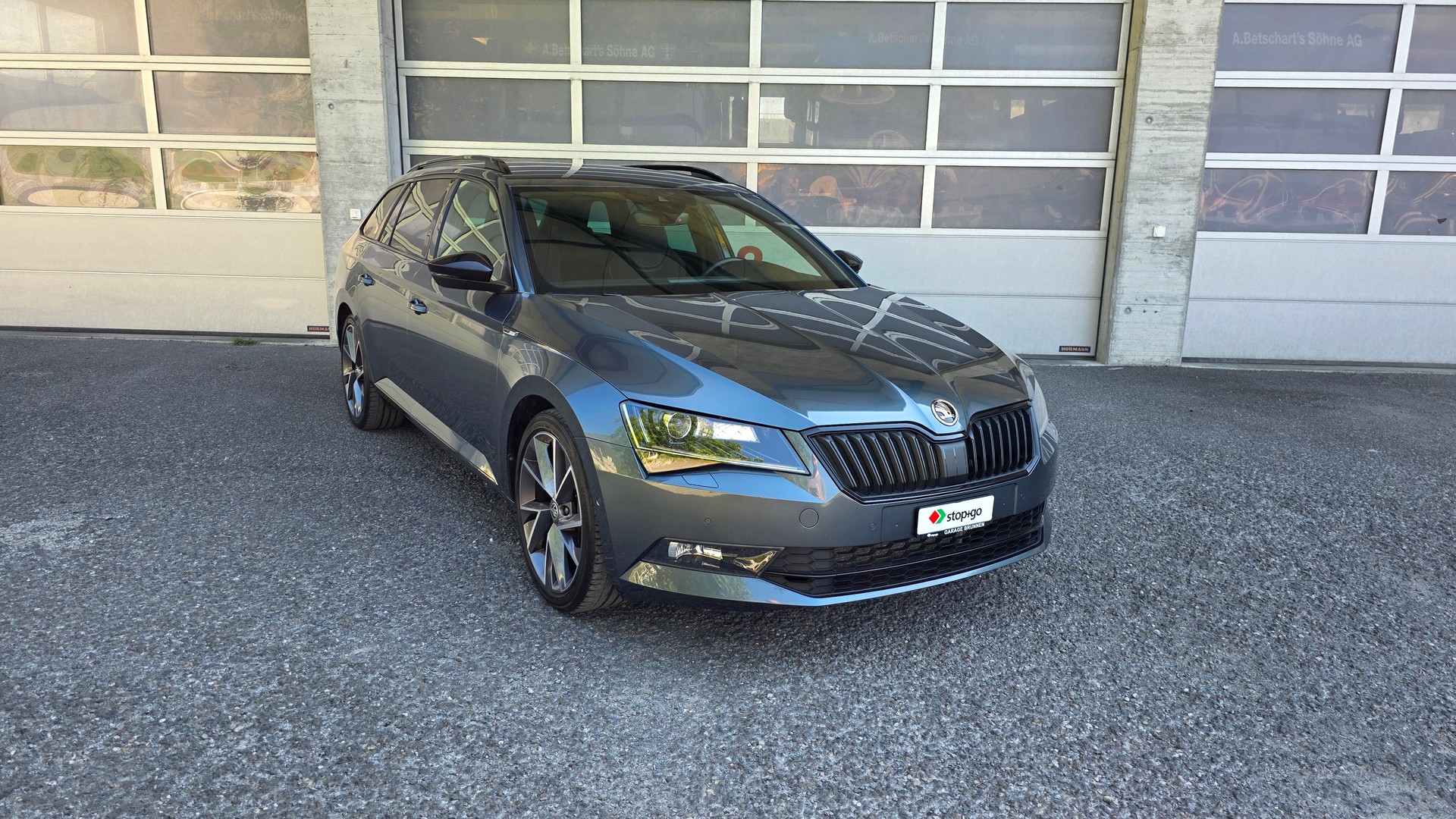 SKODA Superb Combi 2.0 TSI SportLine+ DSG 4x4-image-0