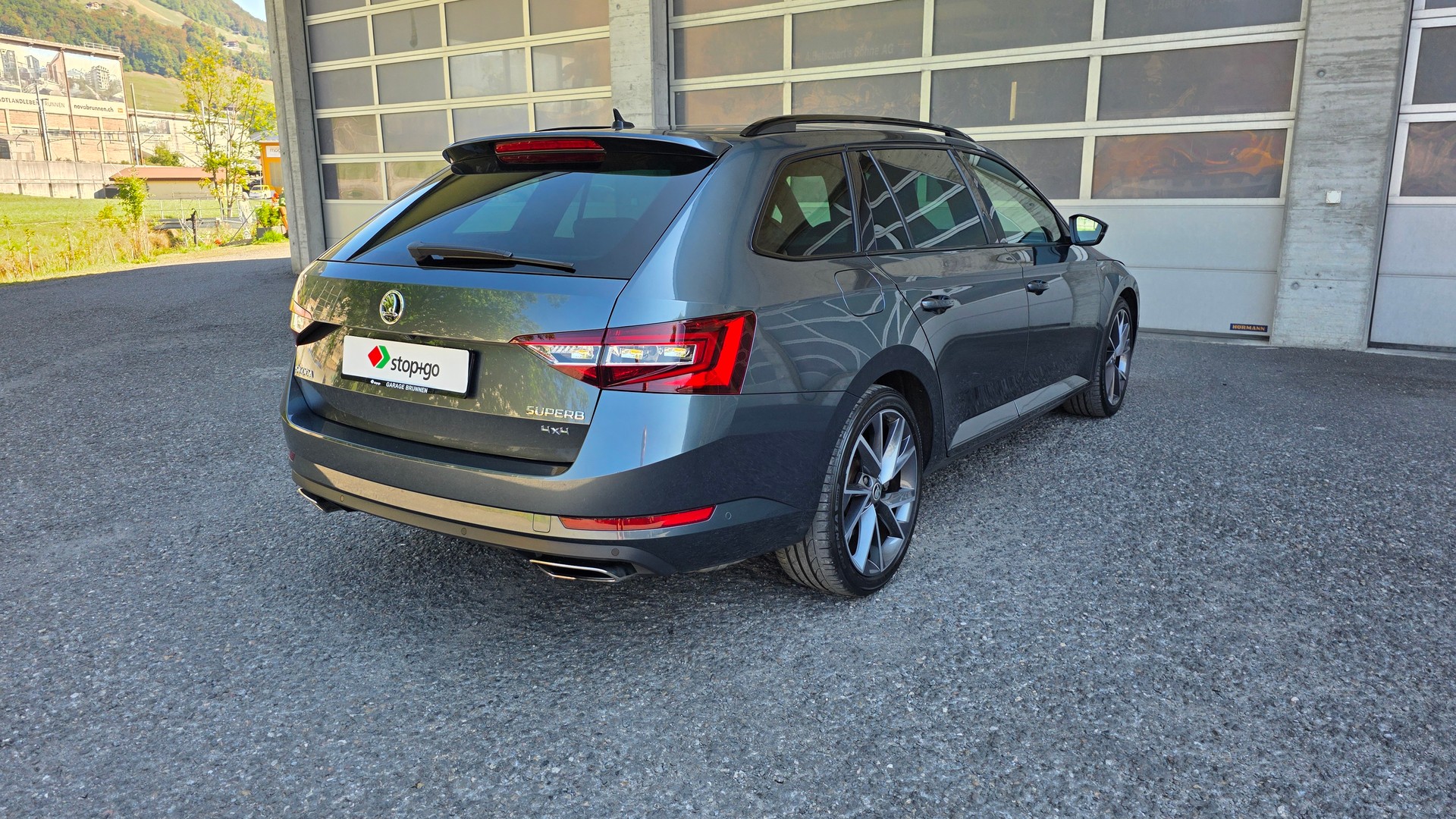 SKODA Superb Combi 2.0 TSI SportLine+ DSG 4x4-image-6