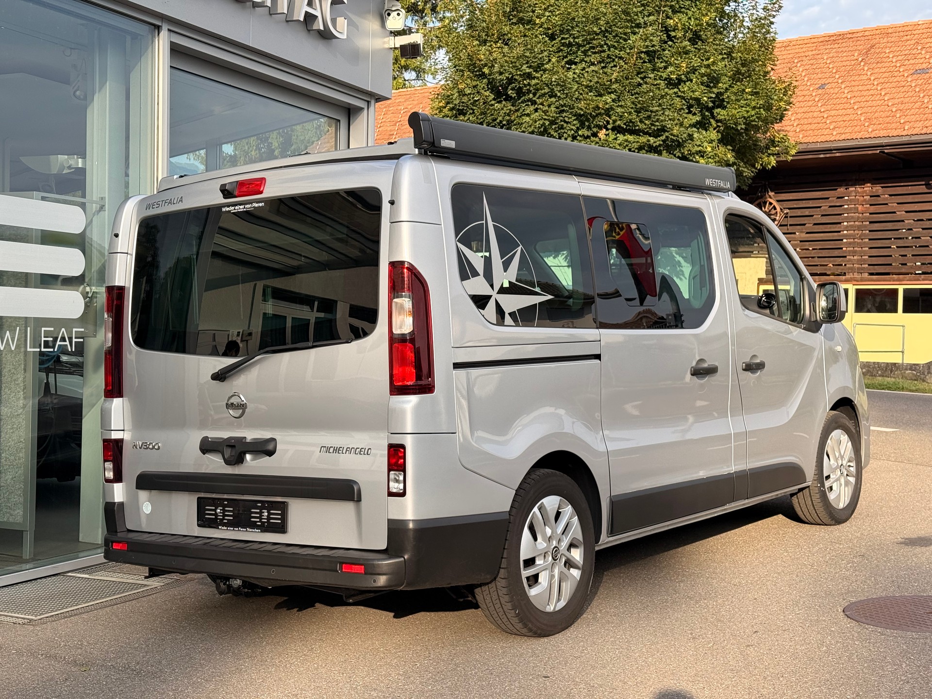 NISSAN Michelangelo dCi 170 2.9 L1H1 DCT-image-3