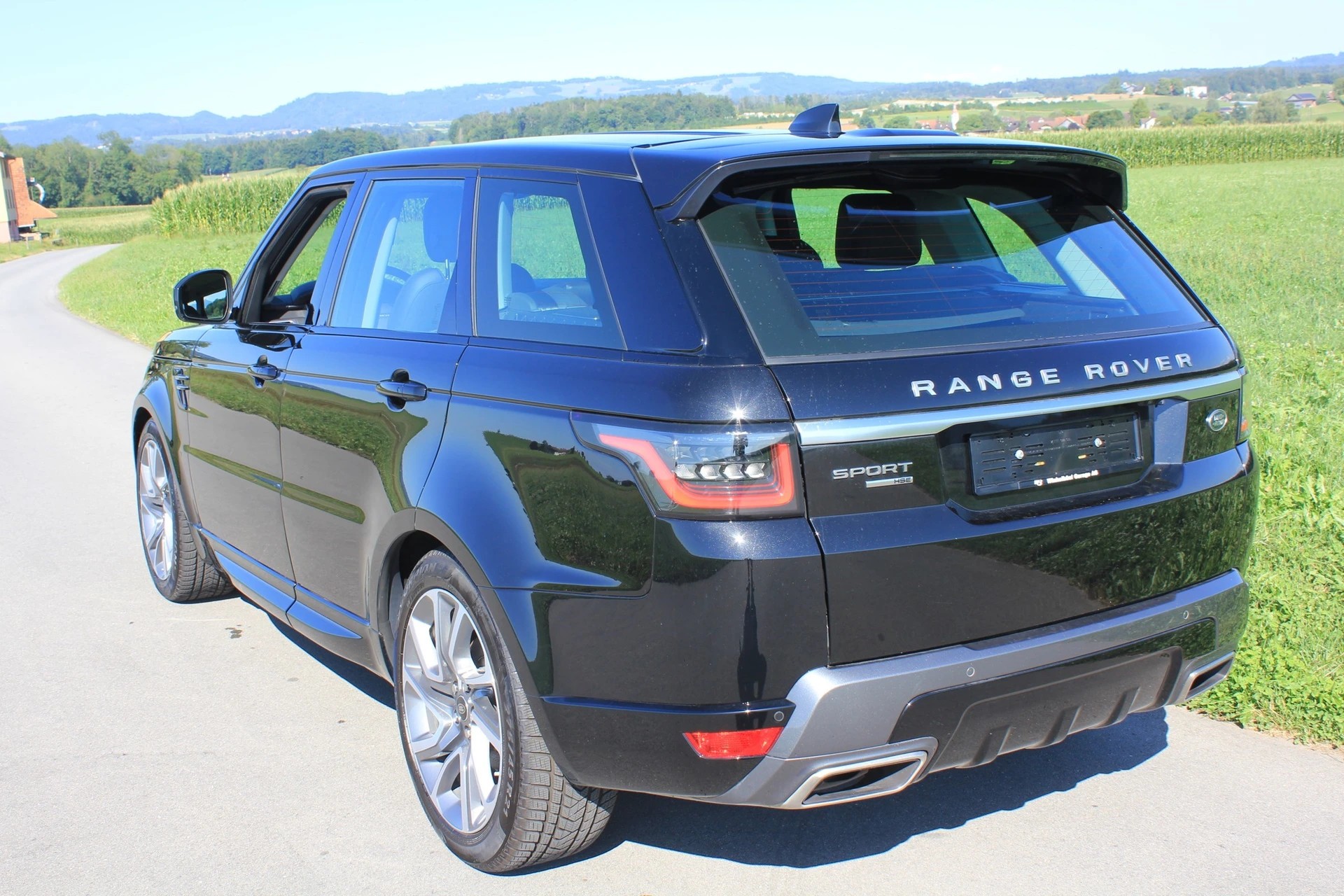 LAND ROVER Range Rover Sport 3.0 SDV6 HSE Dynamic Automatic-image-3