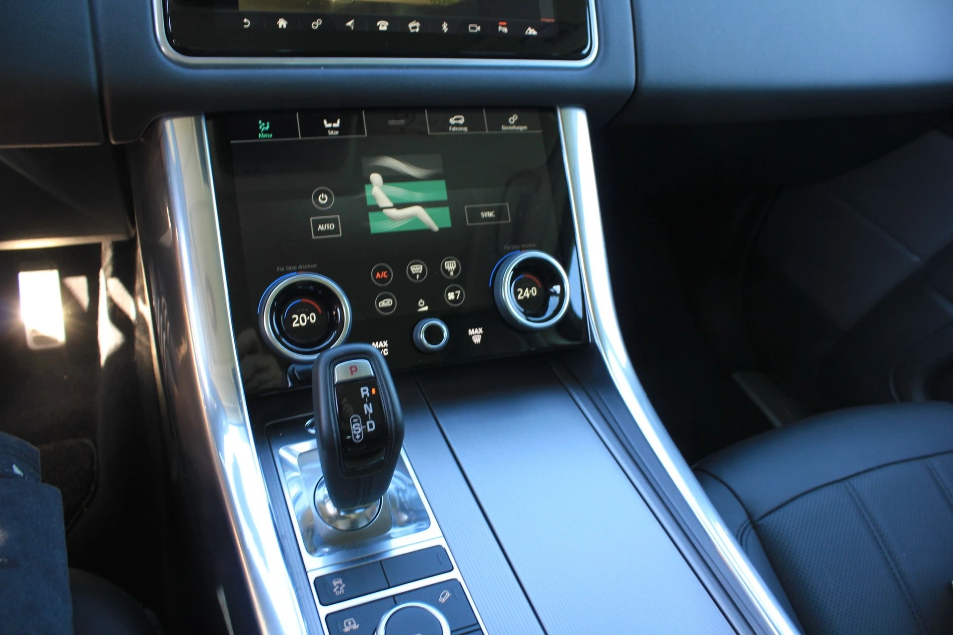 LAND ROVER Range Rover Sport 3.0 SDV6 HSE Dynamic Automatic-image-11