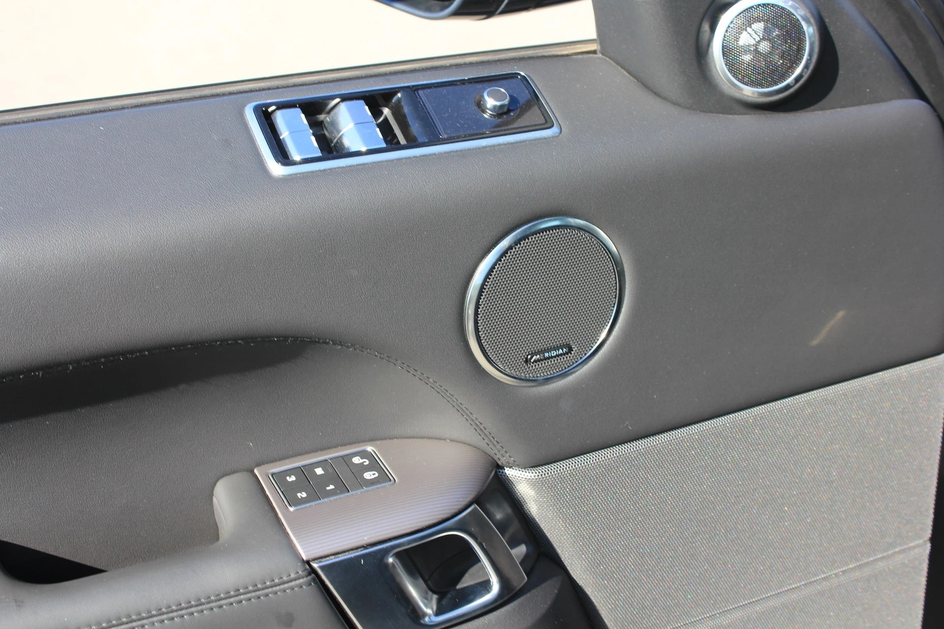 LAND ROVER Range Rover Sport 3.0 SDV6 HSE Dynamic Automatic-image-14