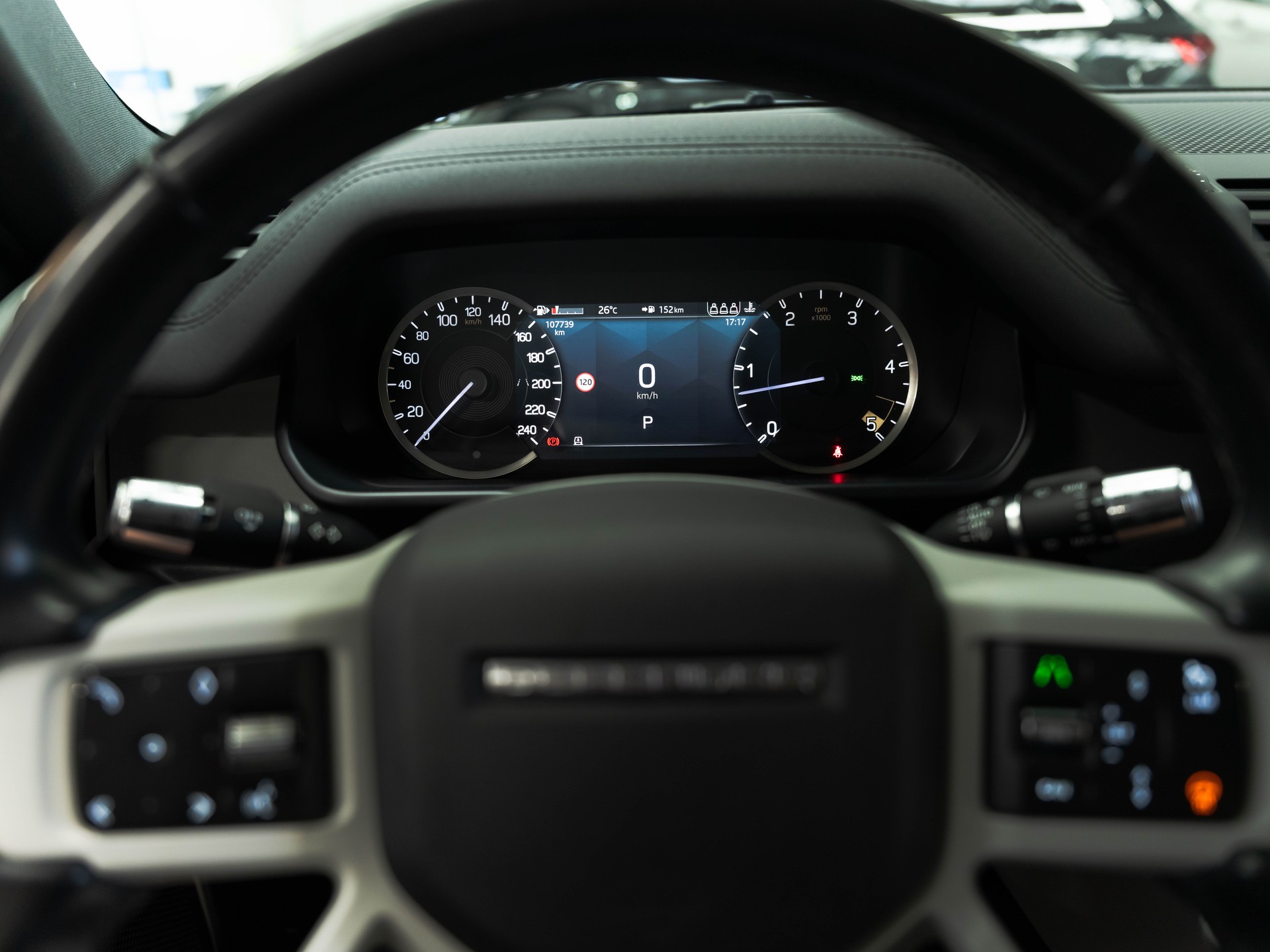 LAND ROVER Defender 90 3.0D I6 250 X-Dynamic SE AT8-image-18