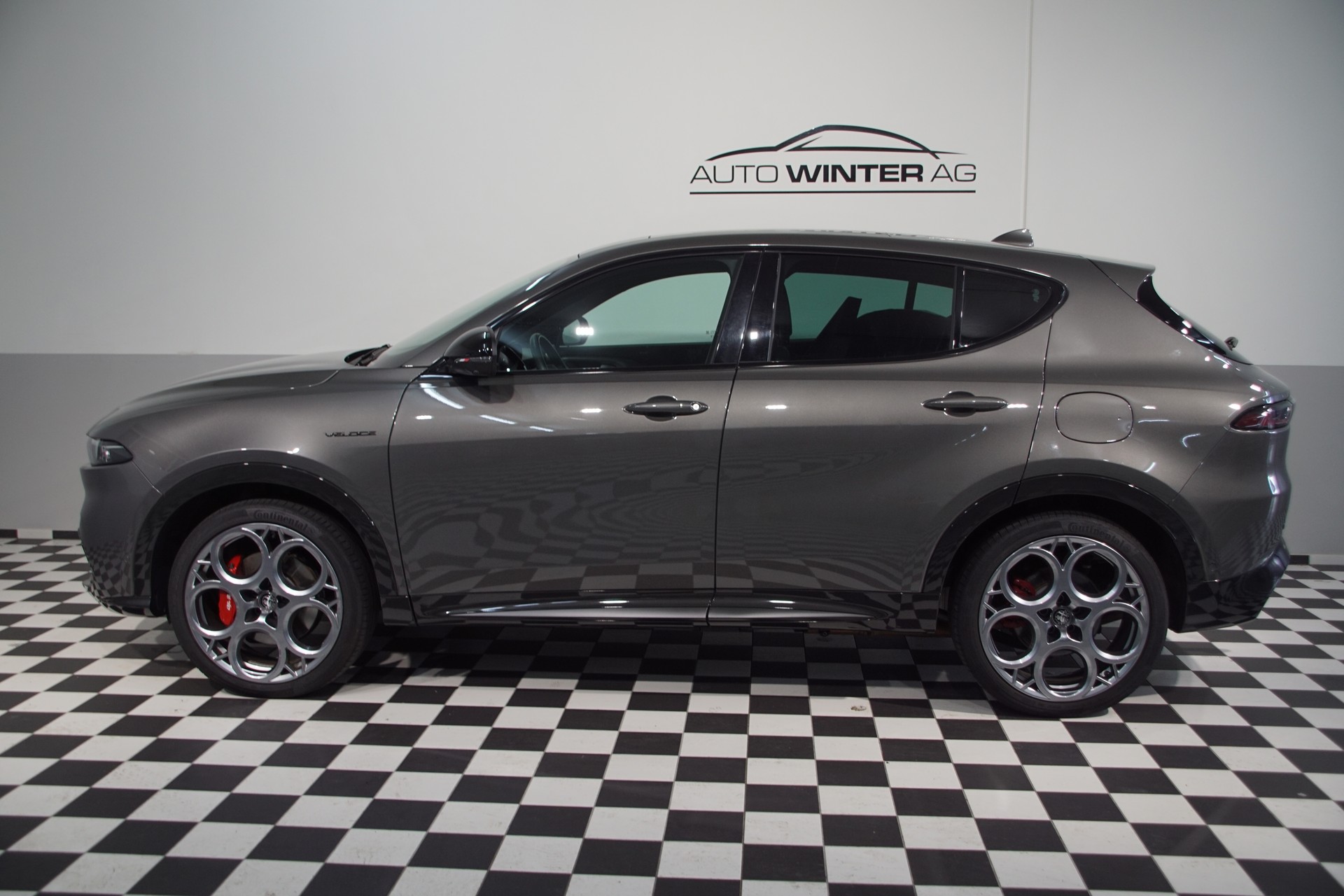 ALFA ROMEO Tonale 1.3 Plug-in-Hybrid Q4 Veloce Pack Premium Sky *swiss*-image-8