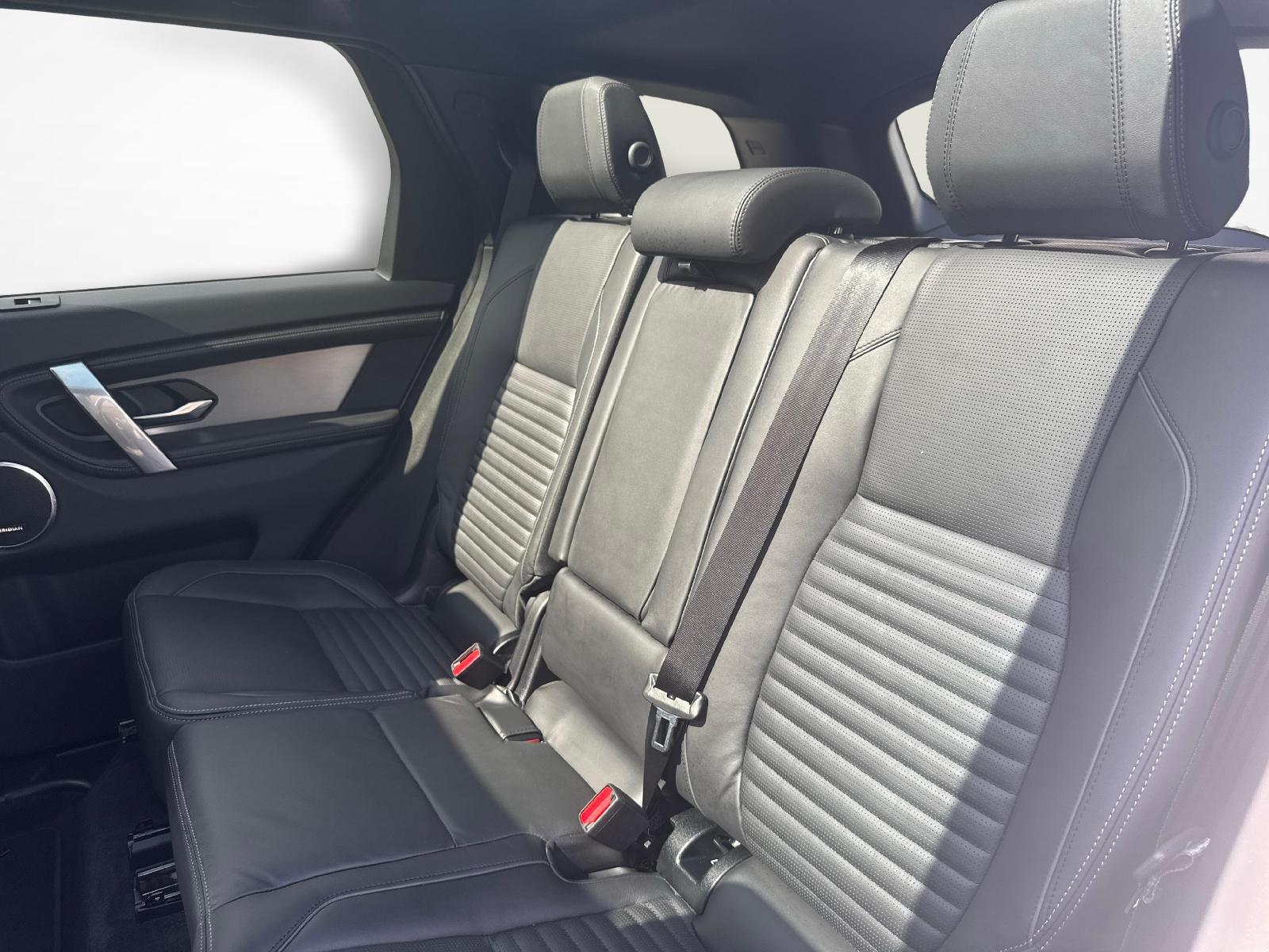 LAND ROVER Discovery Sport 1.5 T 270e Dynamic HSE-image-11