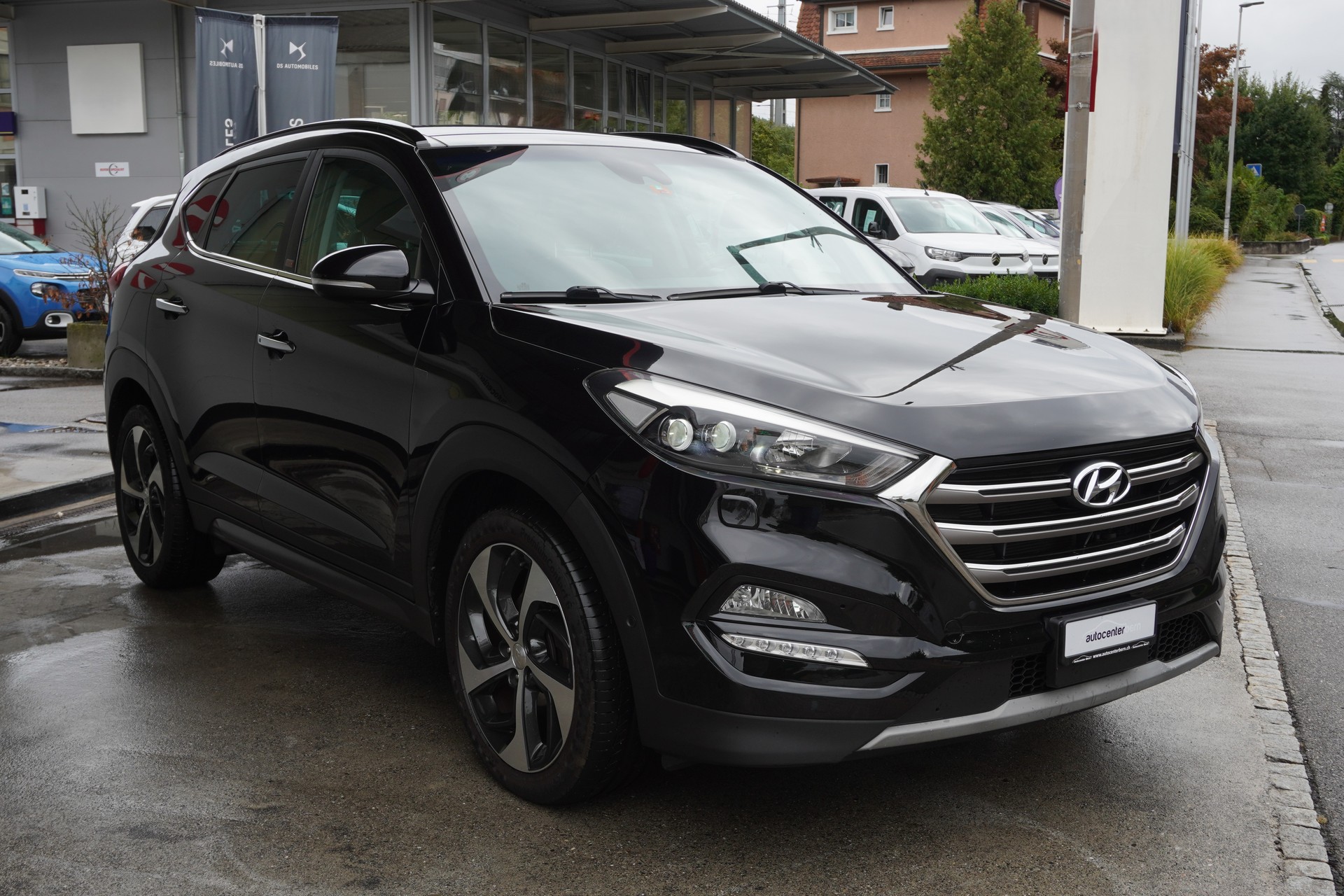 HYUNDAI Tucson 2.0 CRDI Vertex 4WD Automatic-image-3