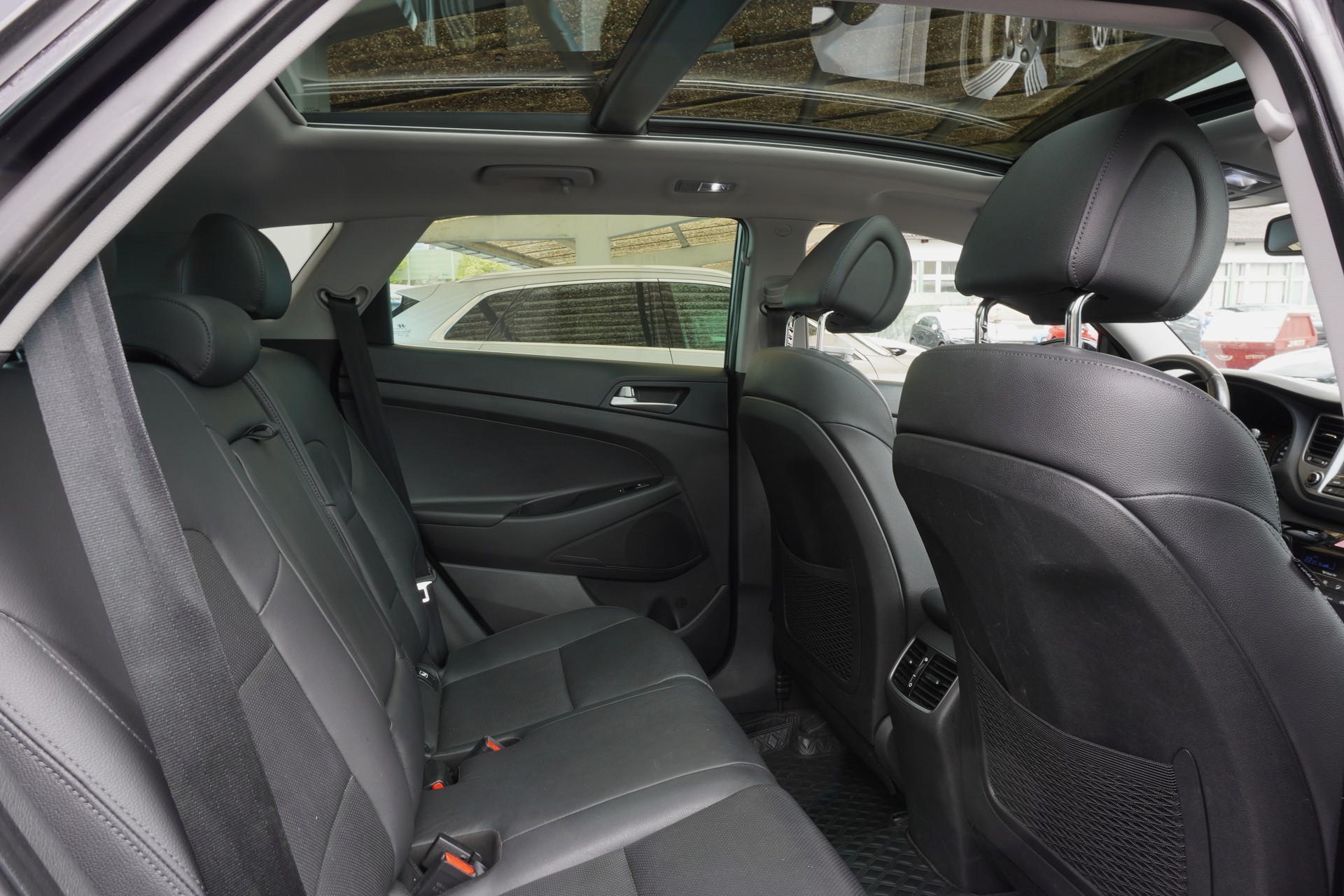 HYUNDAI Tucson 2.0 CRDI Vertex 4WD Automatic-image-14