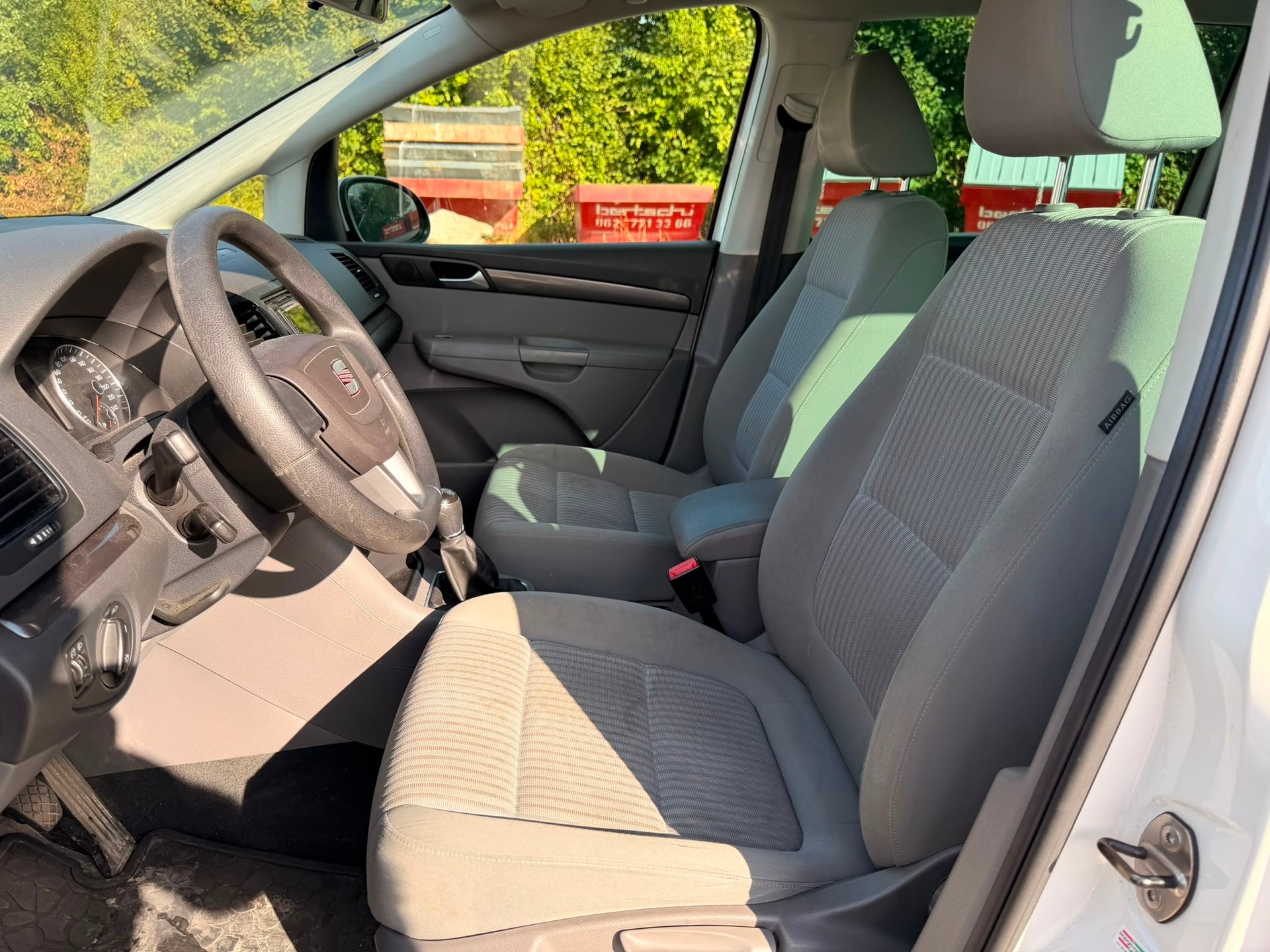 SEAT Alhambra 2.0 TDI Style Viva-image-5
