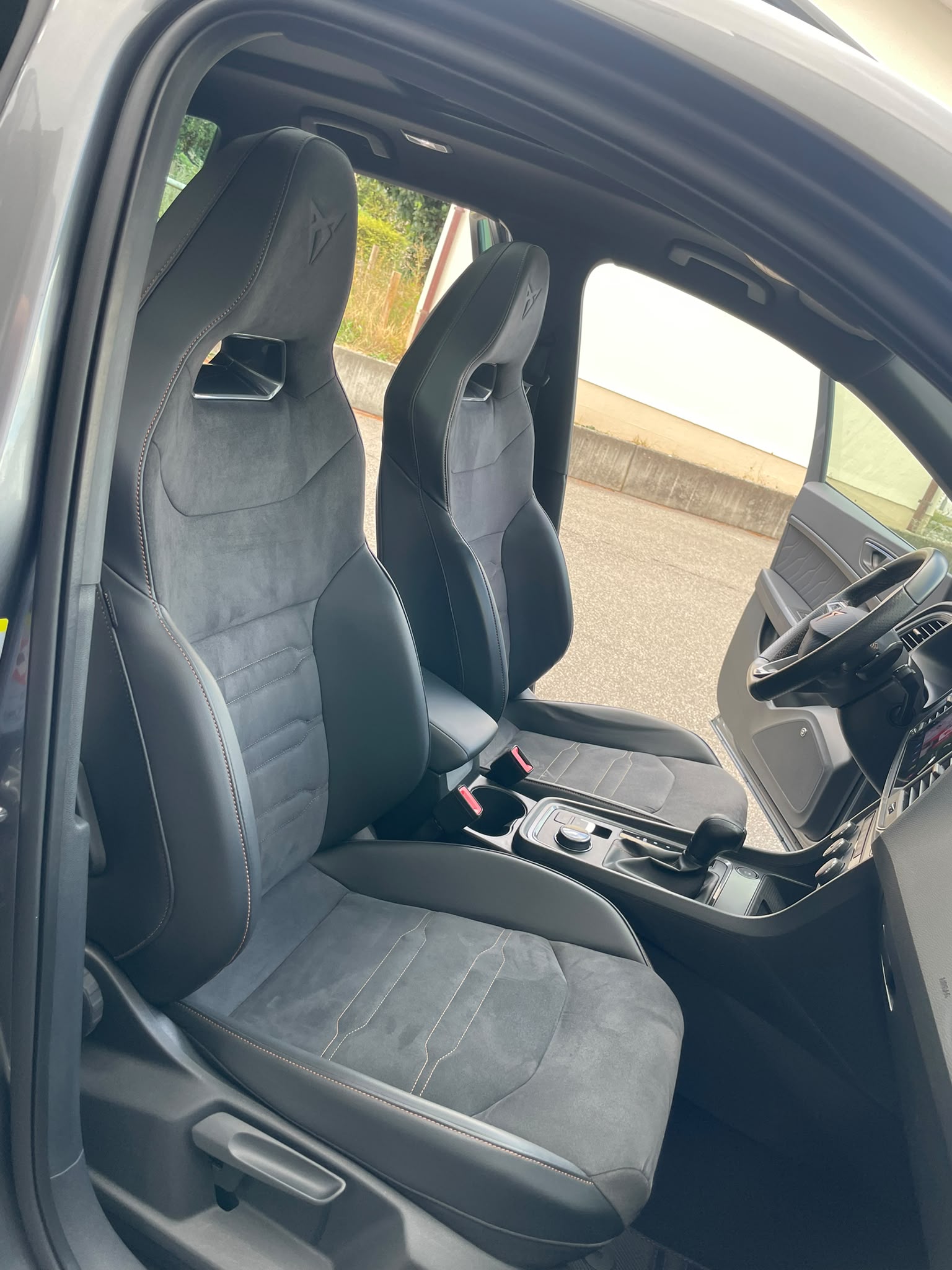 CUPRA Facelift Ateca 2.0TSI 4Drive DSG | Brembo | 19" Copper | Panorama | Assistenz XL | Memory | 5 J. Garantie/Service-image-4