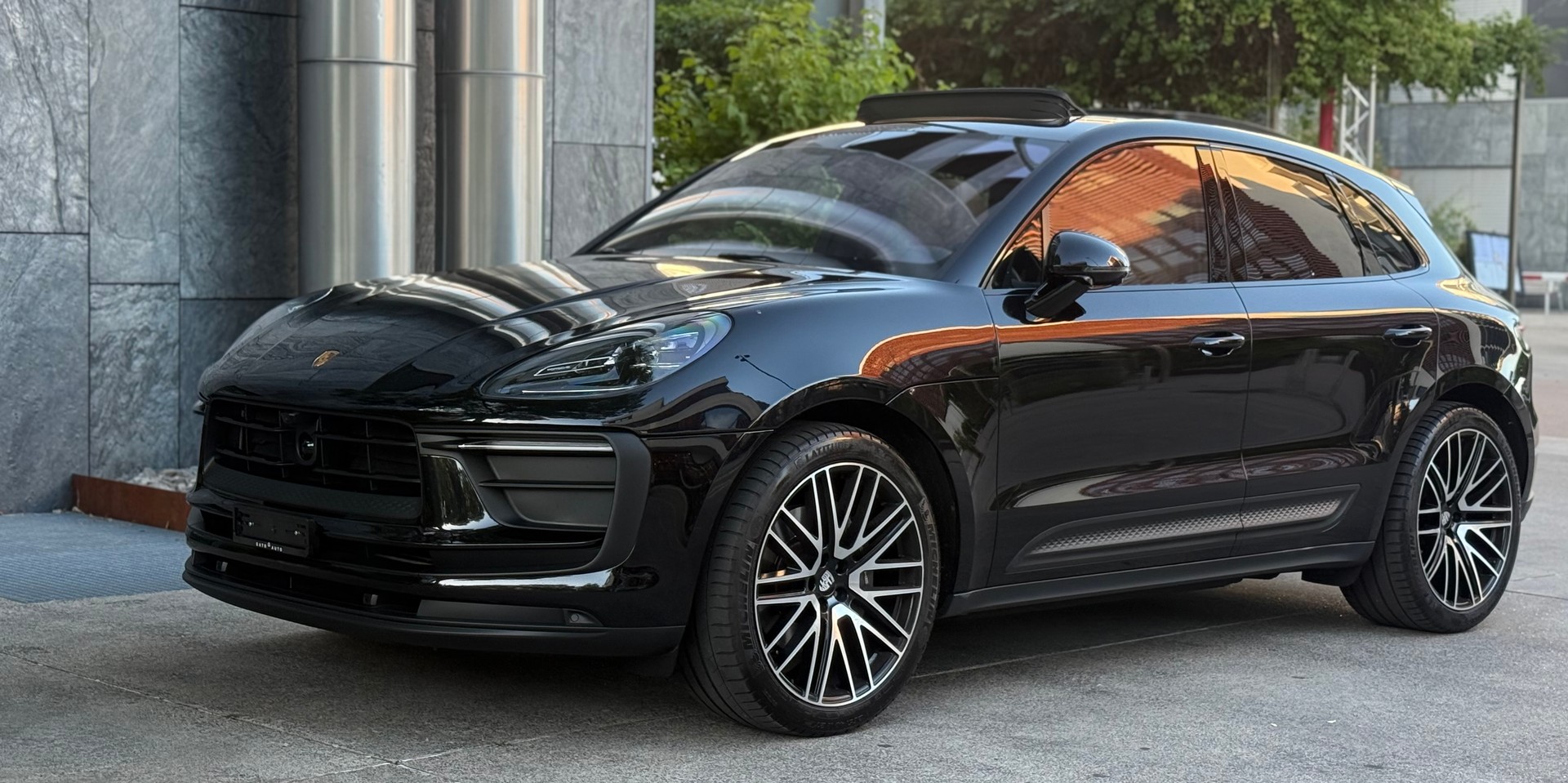 PORSCHE Macan PDK-image-1