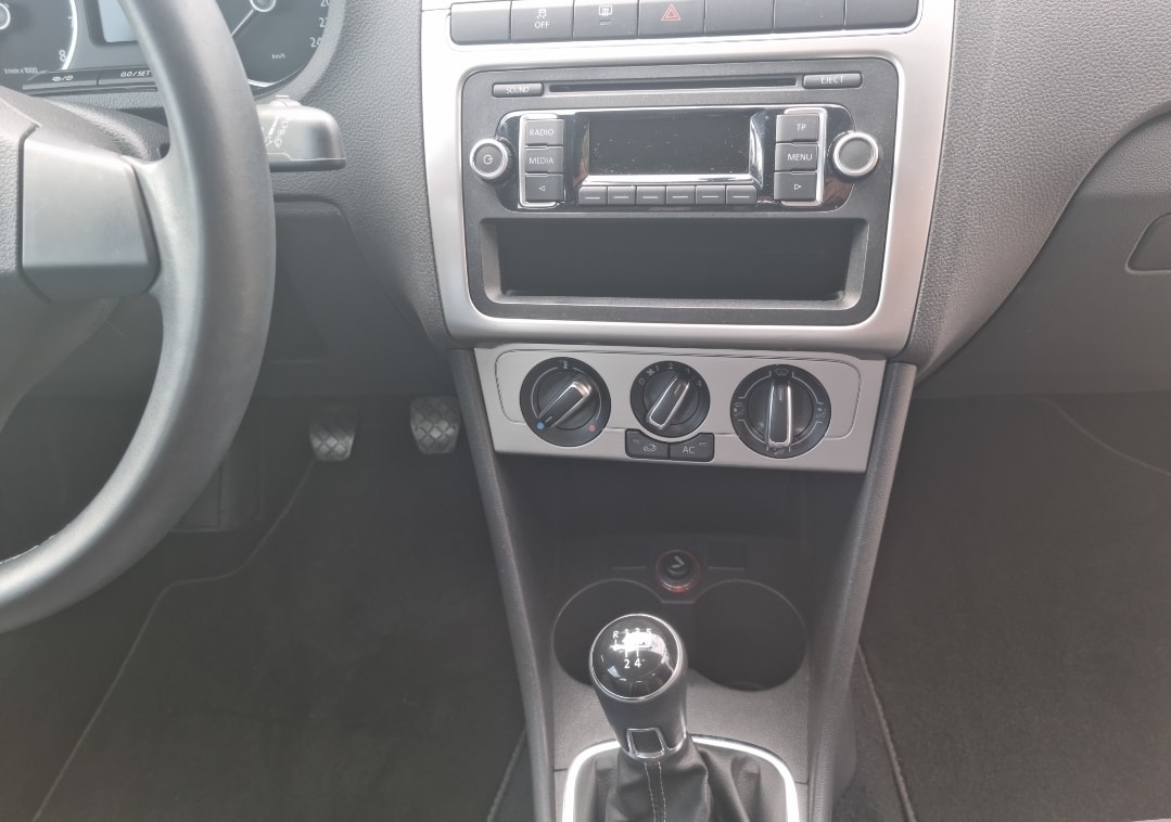 VW Polo 1.2 12V Trendline-image-10