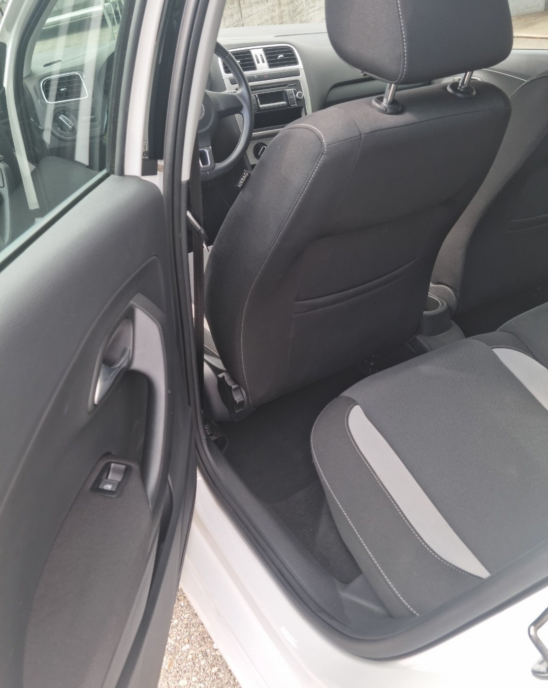 VW Polo 1.2 12V Trendline-image-12