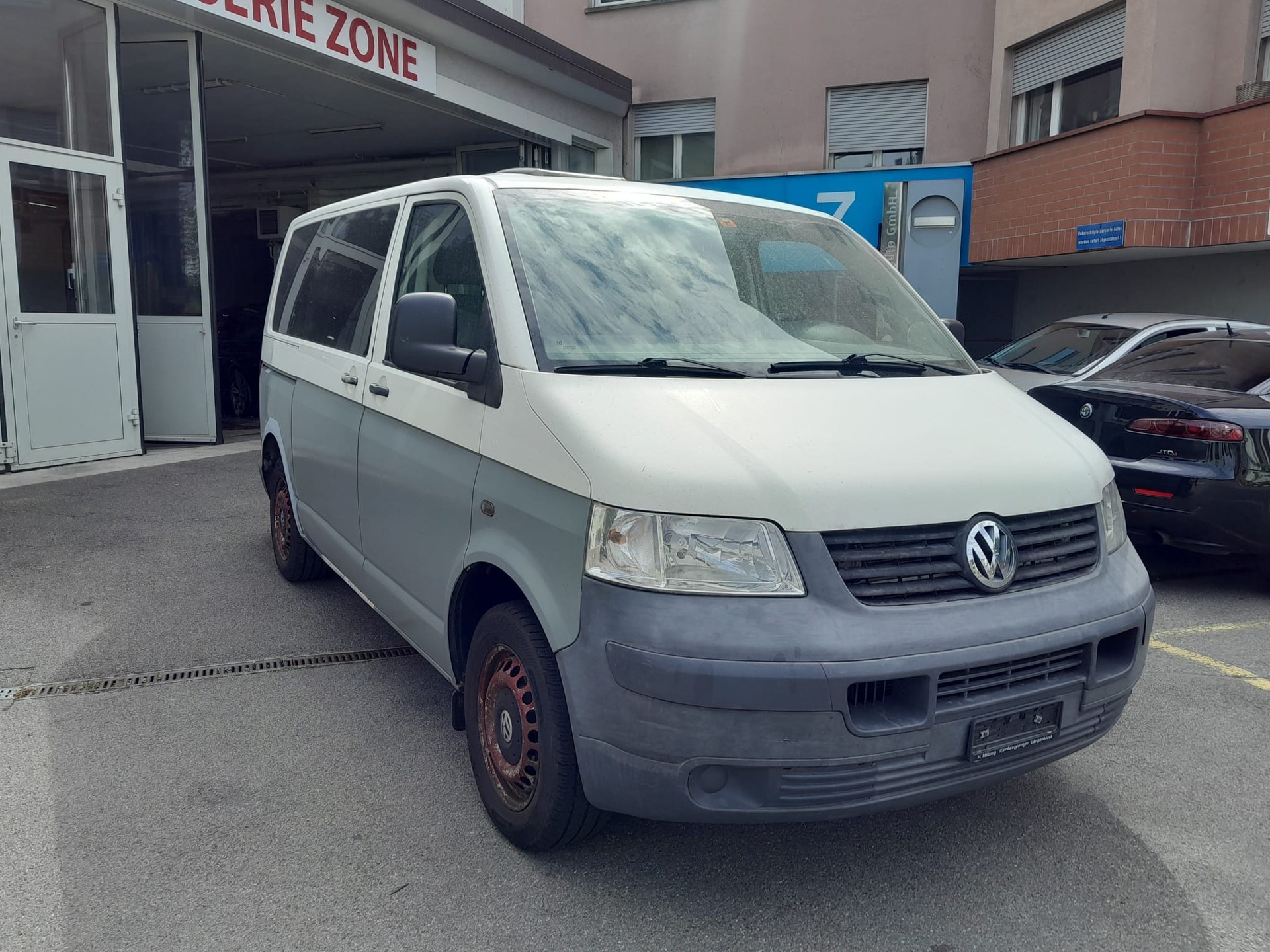 VW T5 2.5 TDI PD 4MOTION-image-0