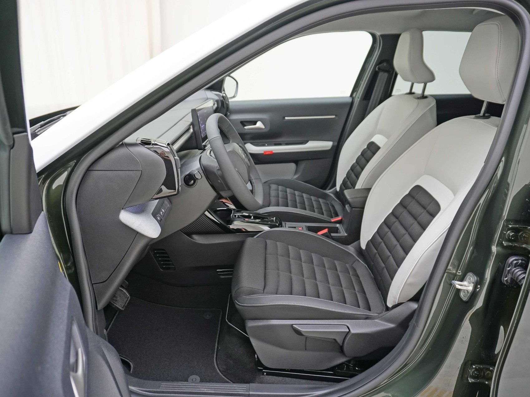 CITROEN C3 Aircross 1.2 Hybrid Max-image-6