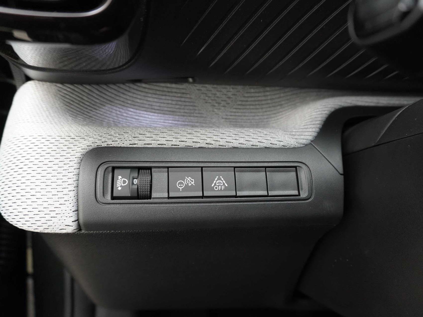 CITROEN C3 Aircross 1.2 Hybrid Max-image-14