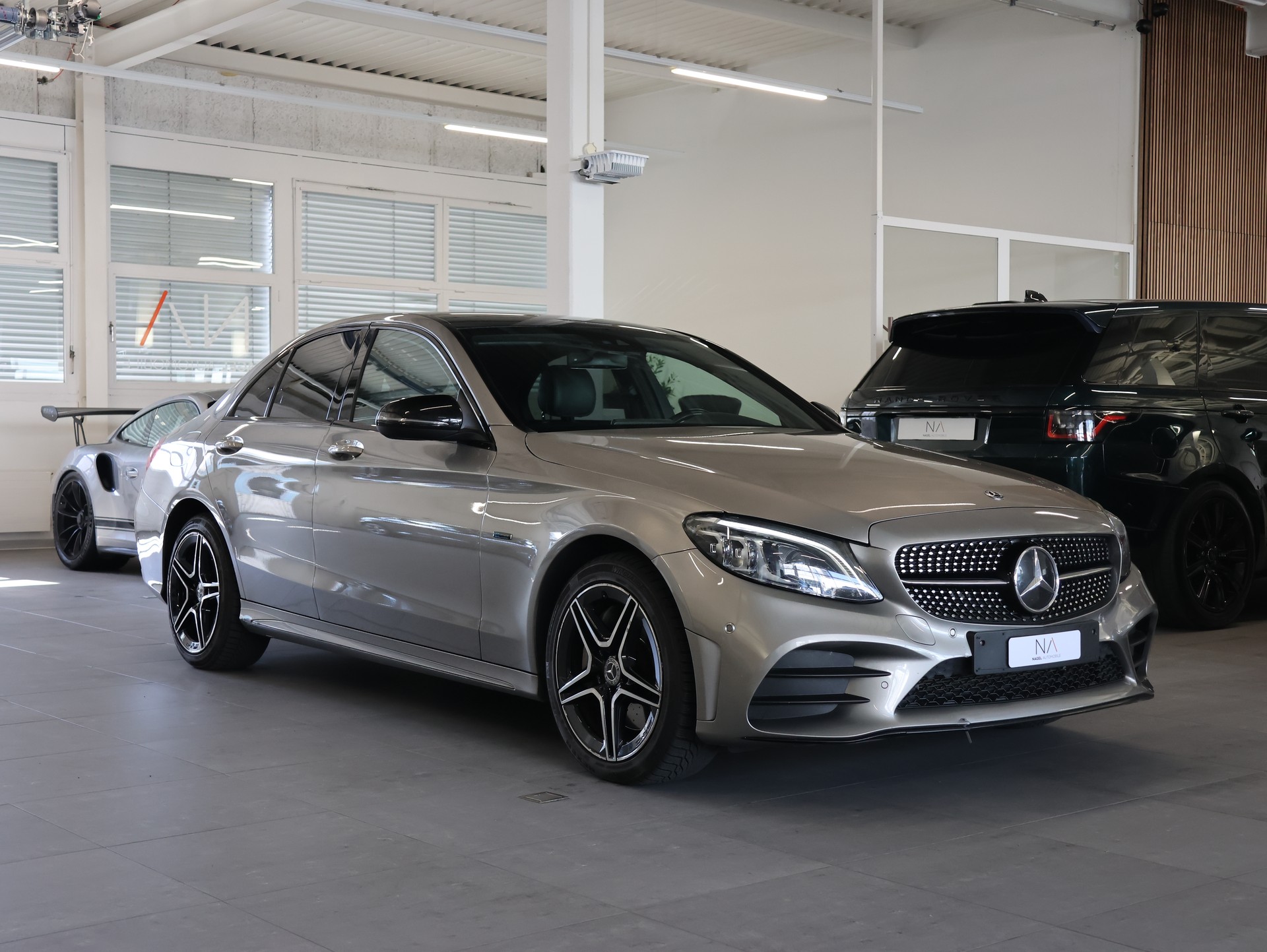 MERCEDES-BENZ Mercedes-Benz C300d E *Panoramadach* *Sitzheizung* *360 Kamera*-image-1