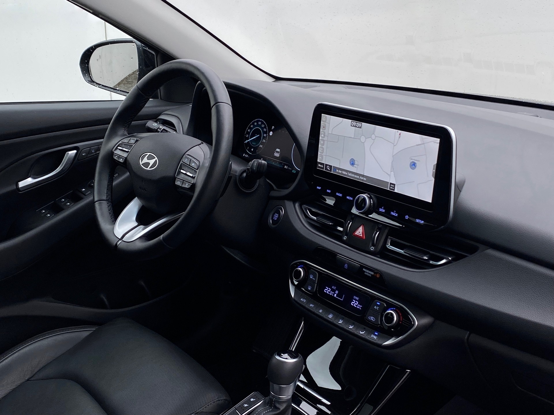 HYUNDAI i30 1.5 T-GDi*Swiss*Vertex*48V*MildHybrid*DCT*-image-8