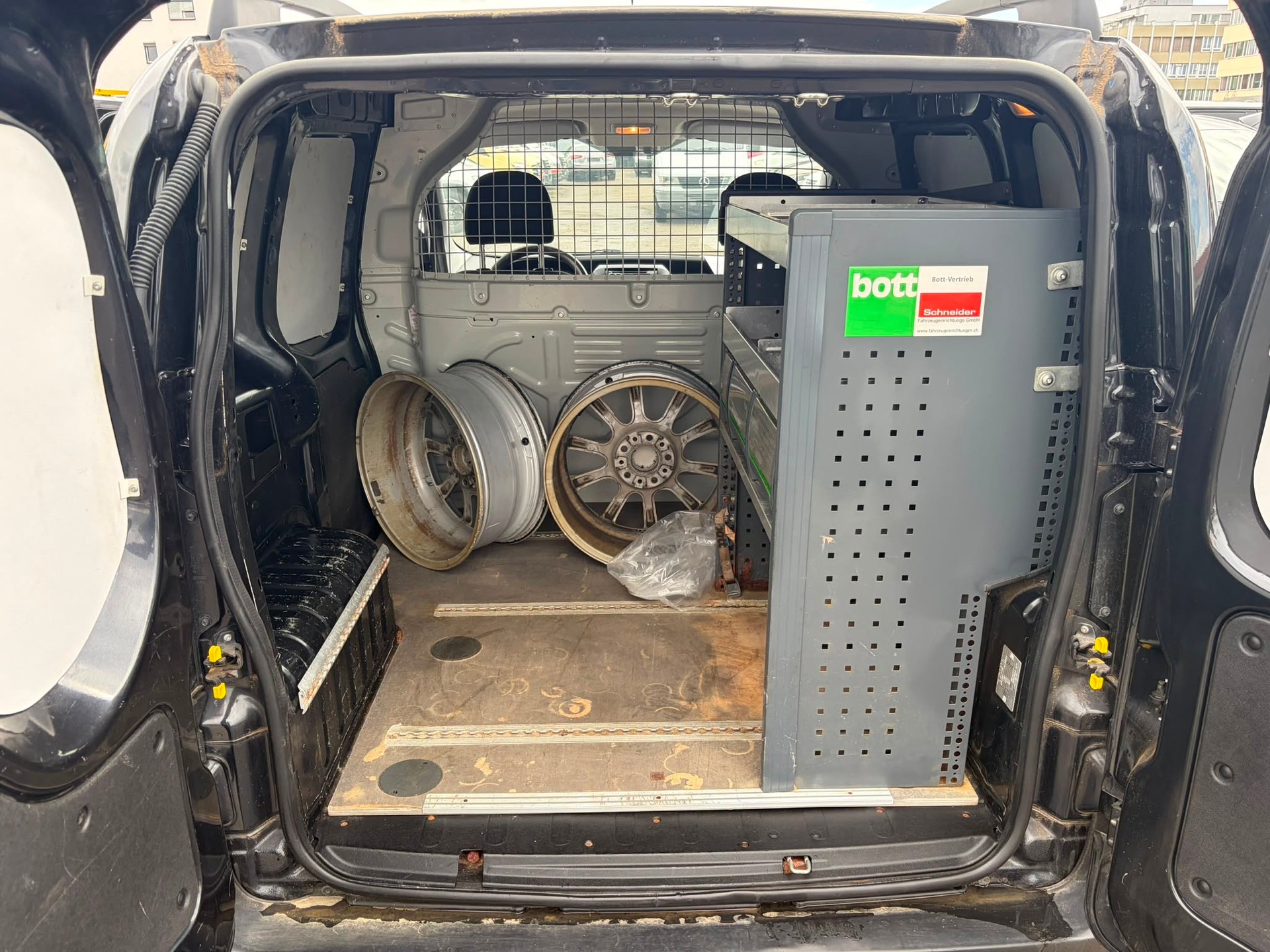 FIAT Fiorino 1.4 8V Swiss-image-11