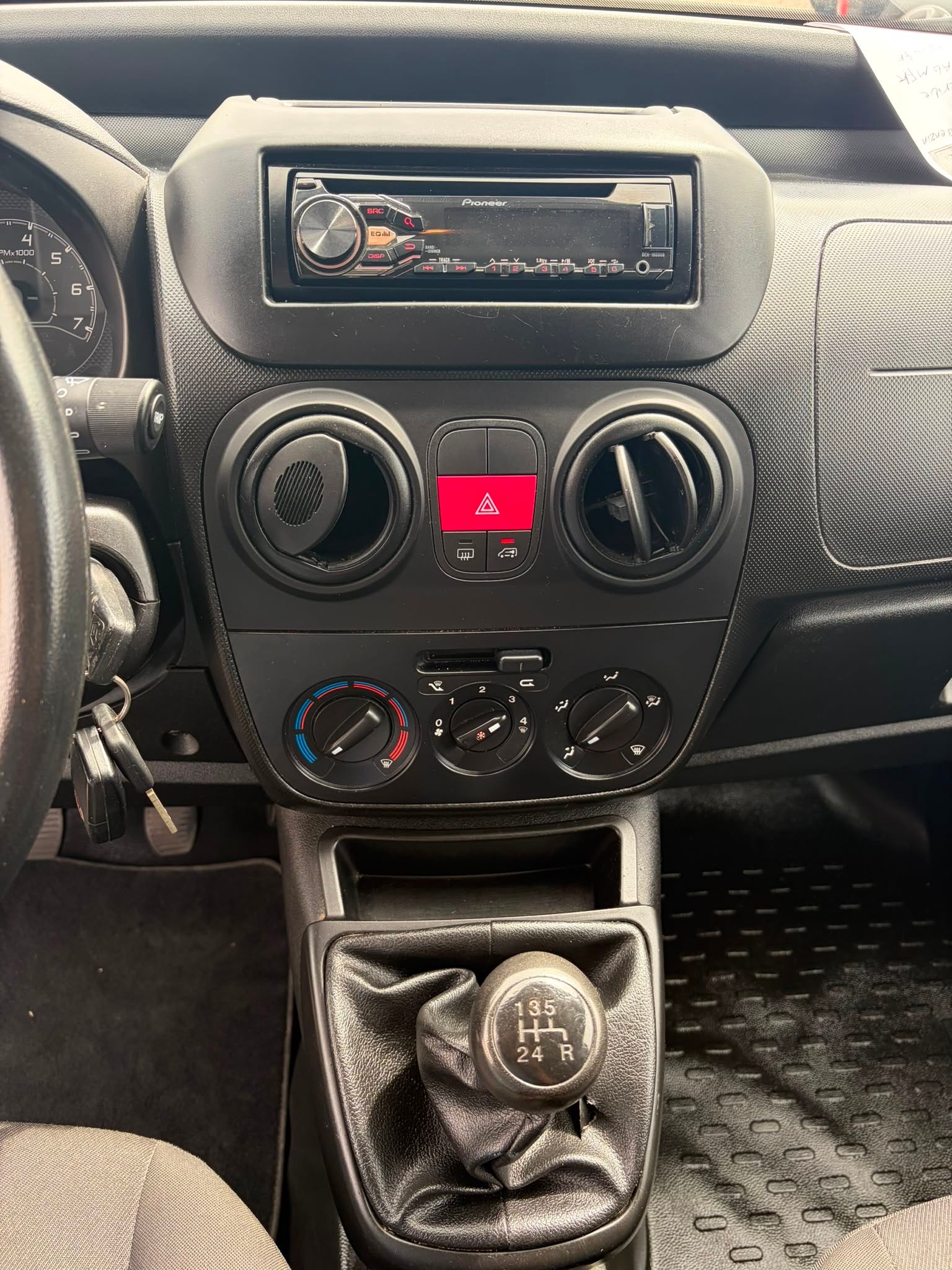 FIAT Fiorino 1.4 8V Swiss-image-10