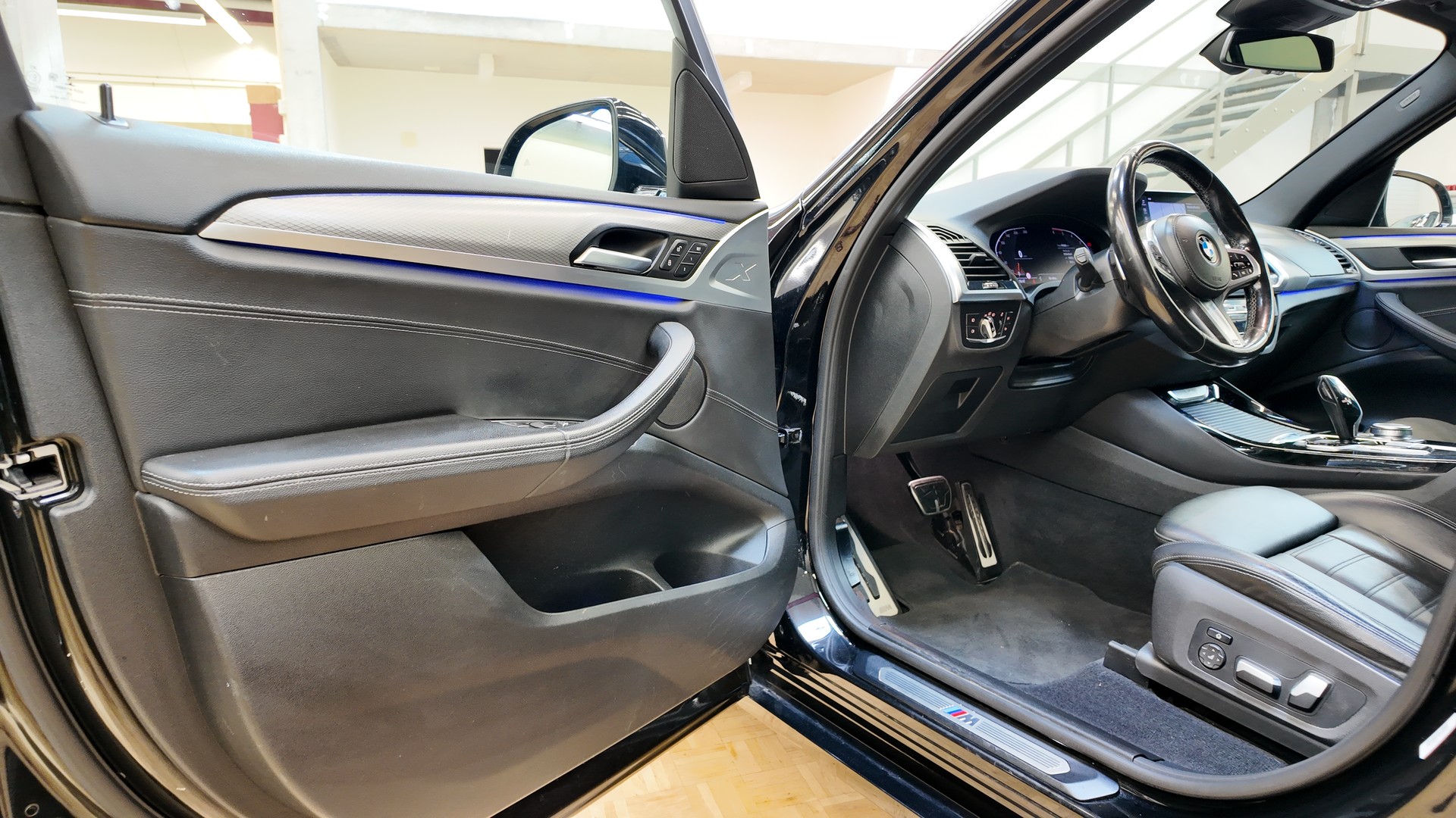 BMW X3 20d xDrive paddles-image-12
