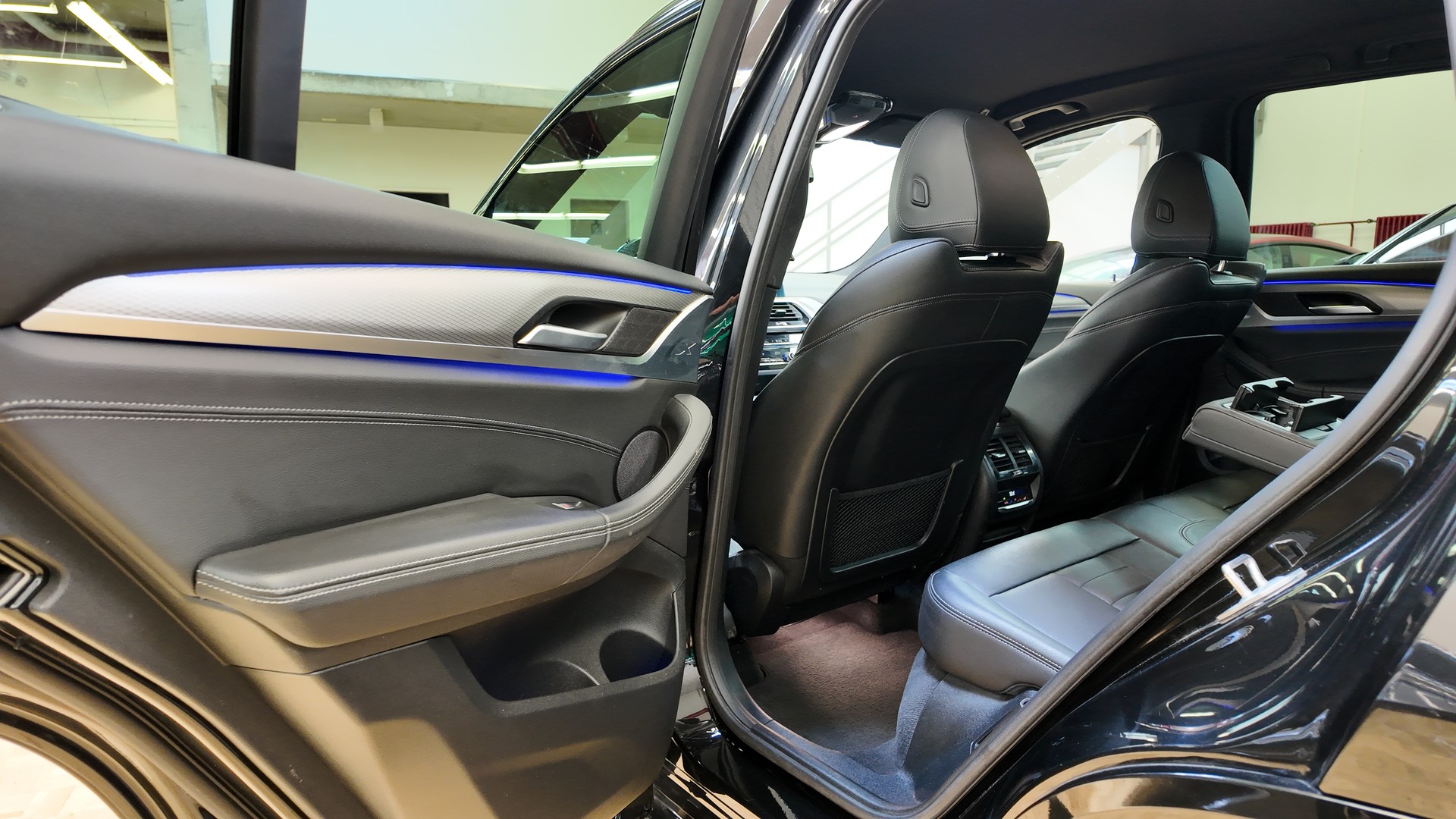 BMW X3 20d xDrive paddles-image-18