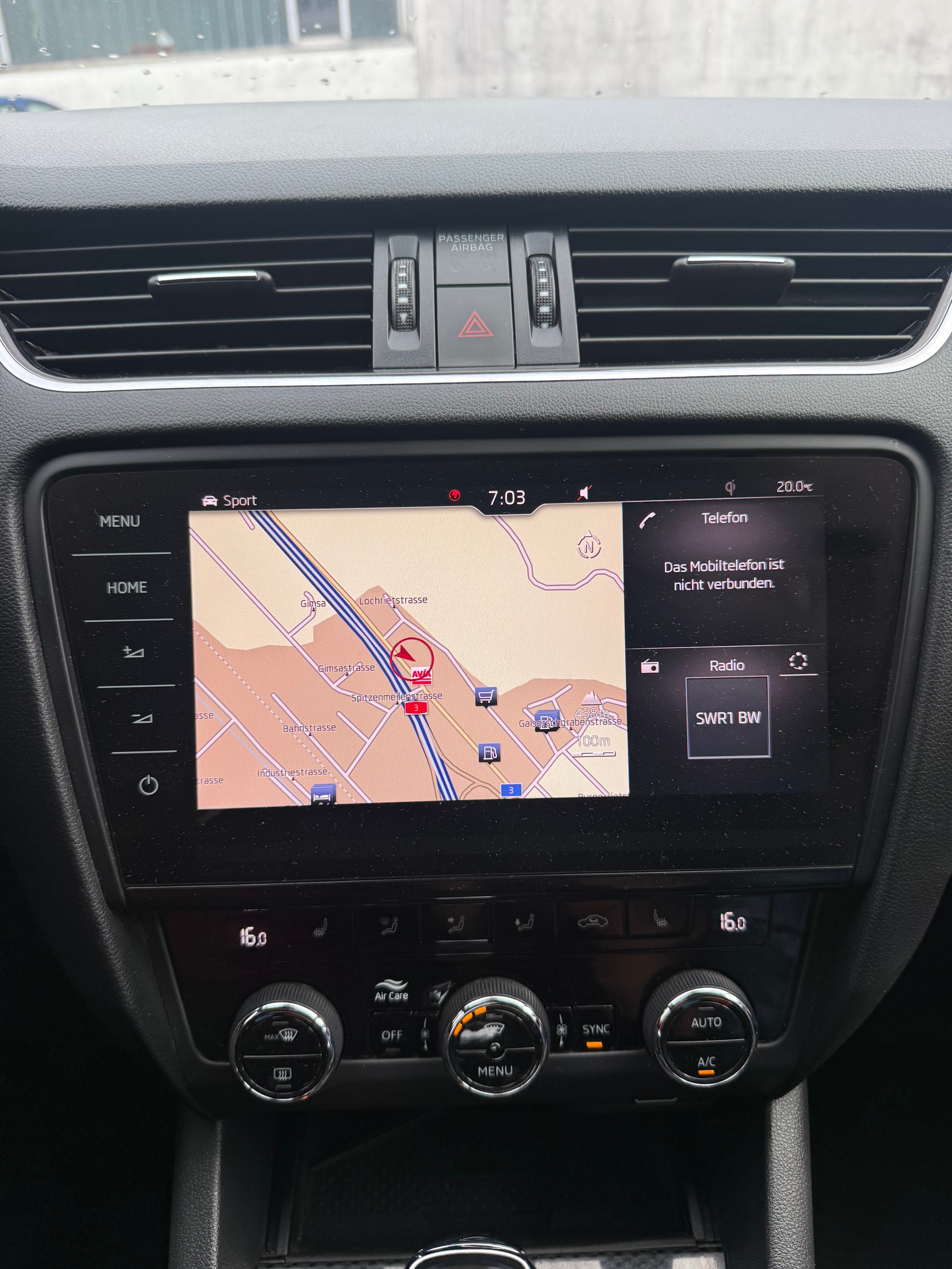 SKODA Octavia Combi 2.0 TDI RS 4x4 DSG-image-11