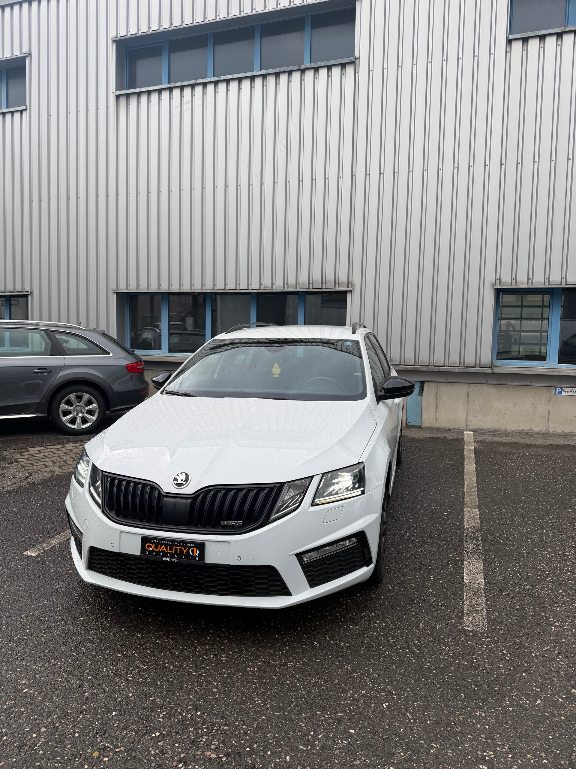 SKODA Octavia Combi 2.0 TDI RS 4x4 DSG-showroom-element-2