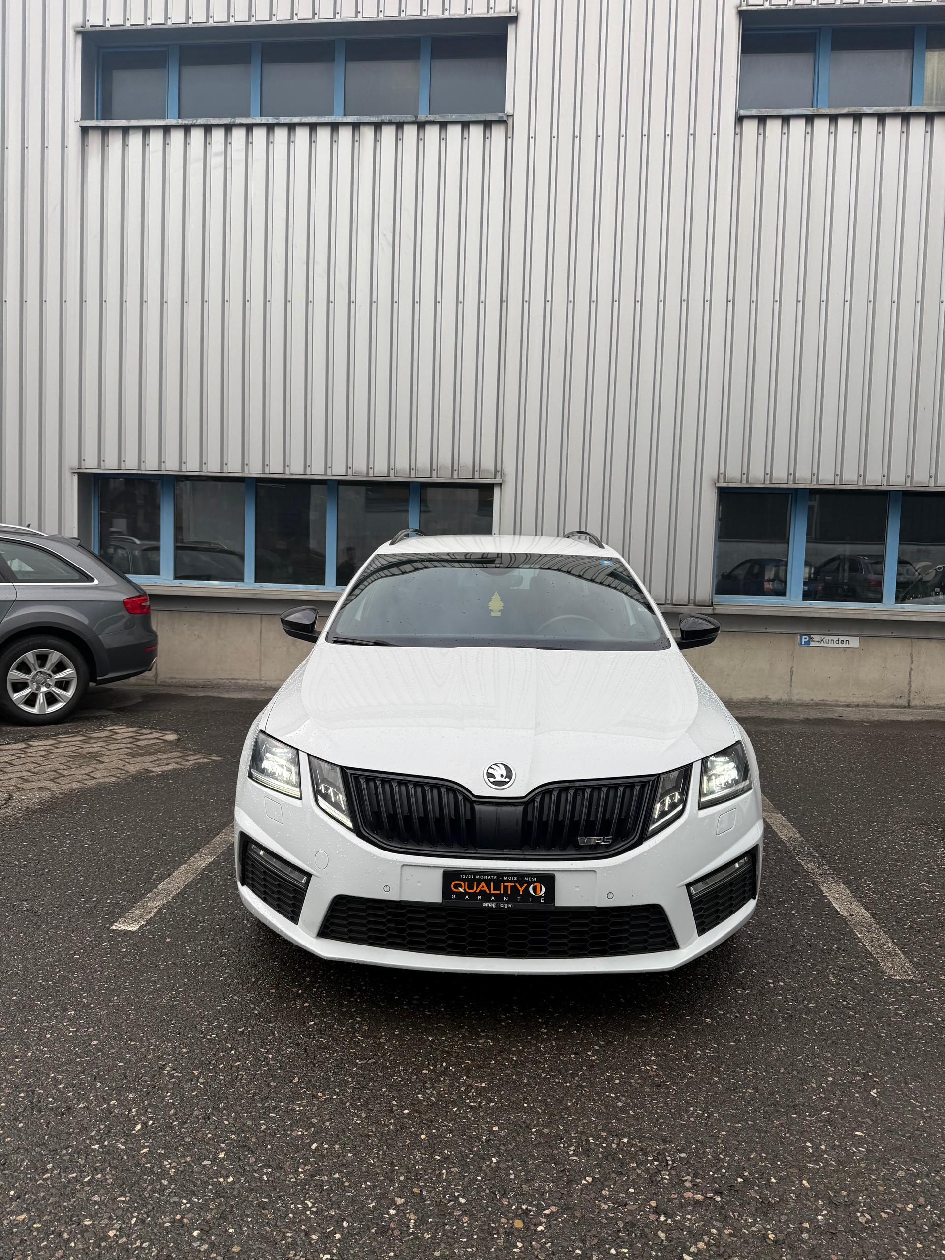 SKODA Octavia Combi 2.0 TDI RS 4x4 DSG-showroom-element-3
