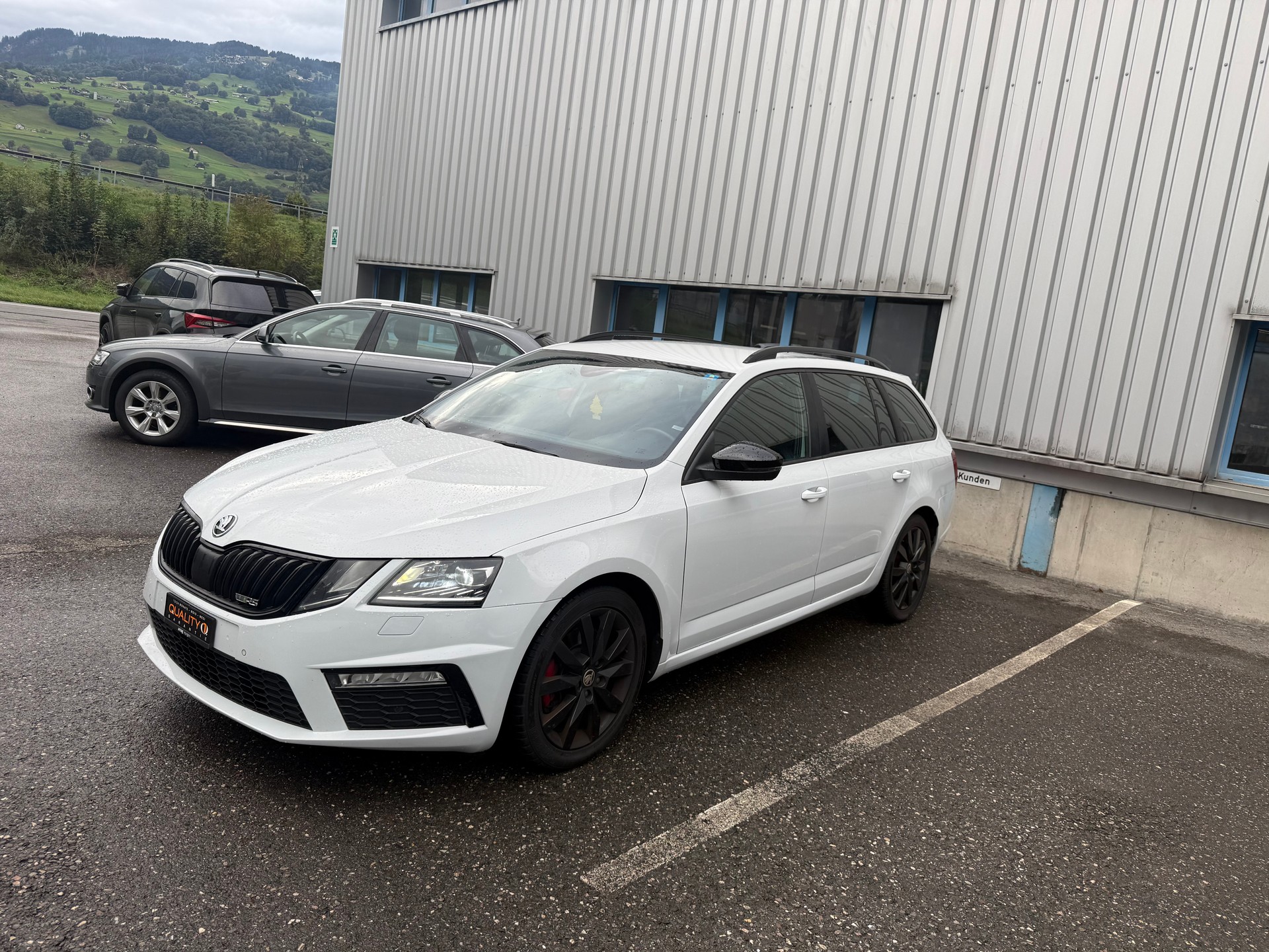 SKODA Octavia Combi 2.0 TDI RS 4x4 DSG-showroom-element-1