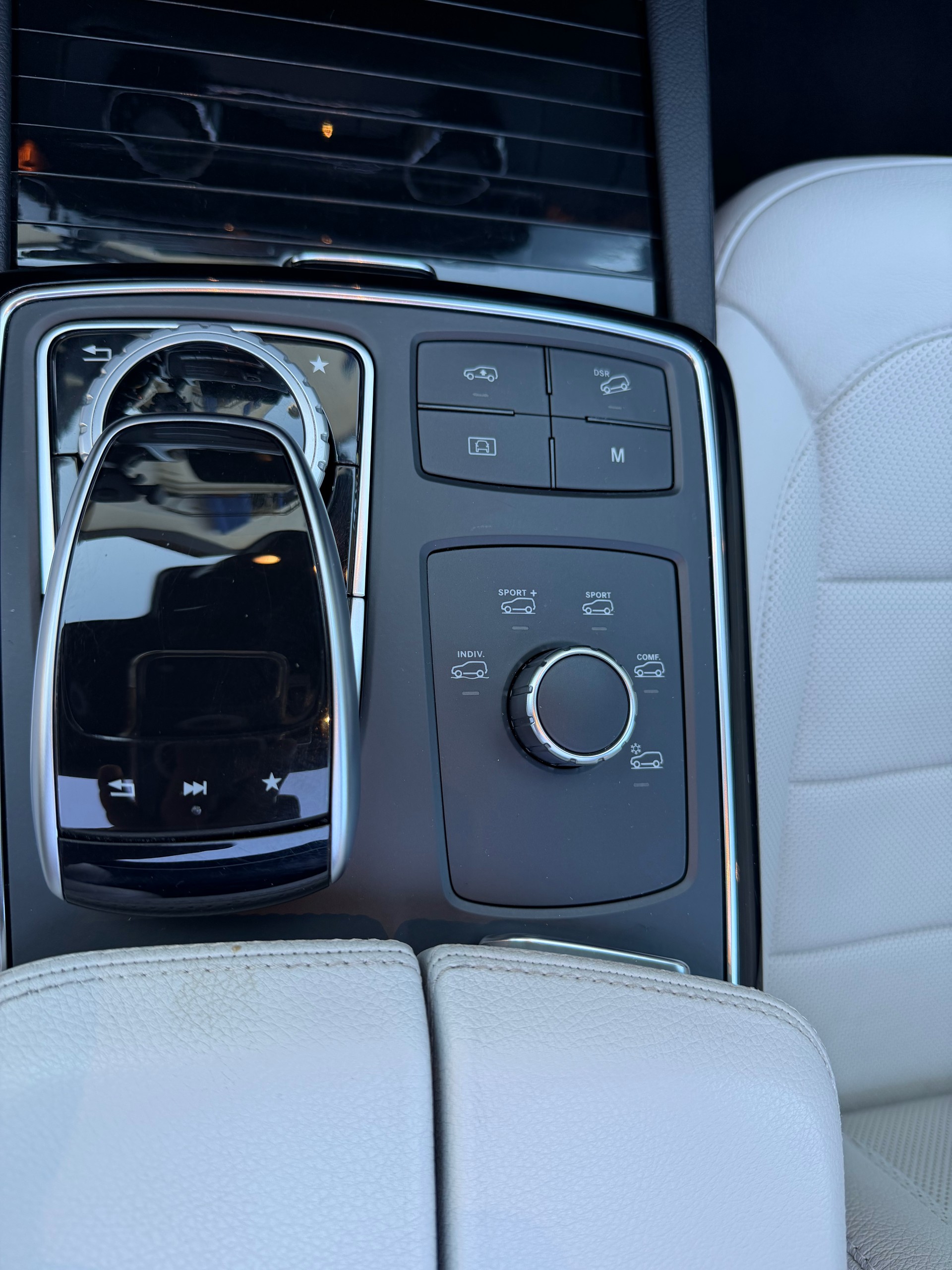 MERCEDES-BENZ GLE 500 V8 Coupe-image-5