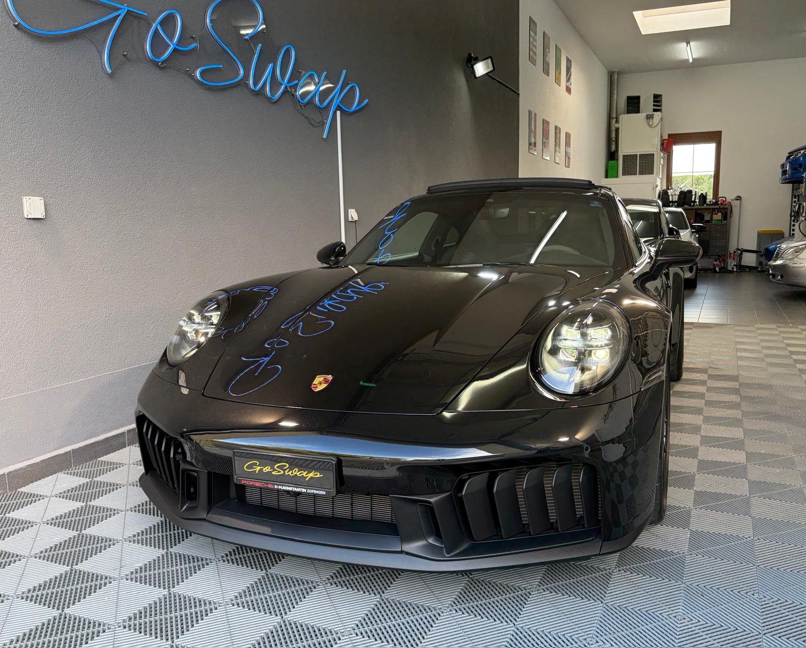 PORSCHE 911 Carrera GTS PDK 1ère main-image-1