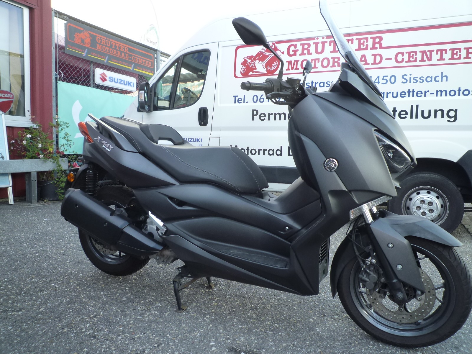 YAMAHA X-Max CZD 300 ABS