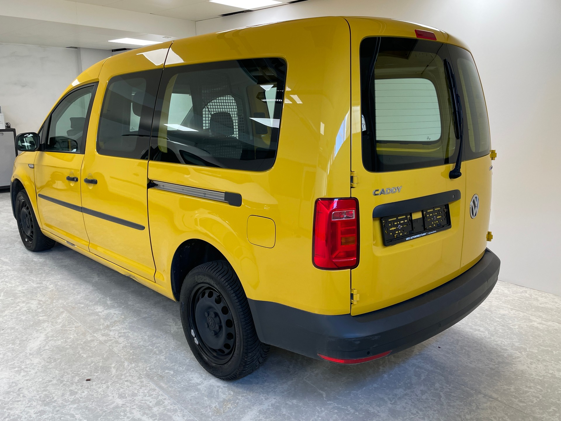 VW Caddy Maxi 2.0TDI 4Motion BlueMotion Techn. DSG 150 PS-showroom-element-2
