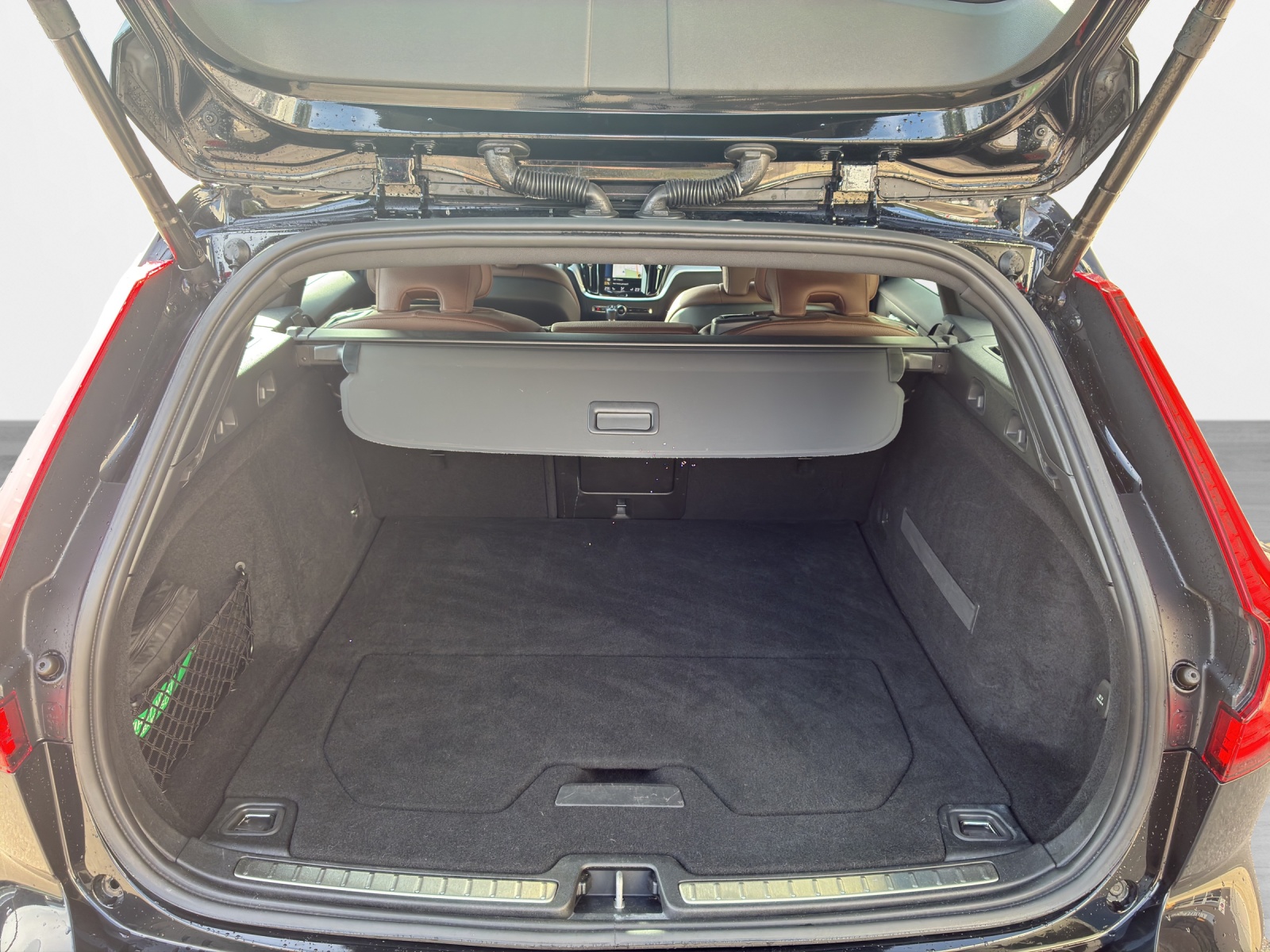 VOLVO V60 2.0 T5 Inscription-image-11