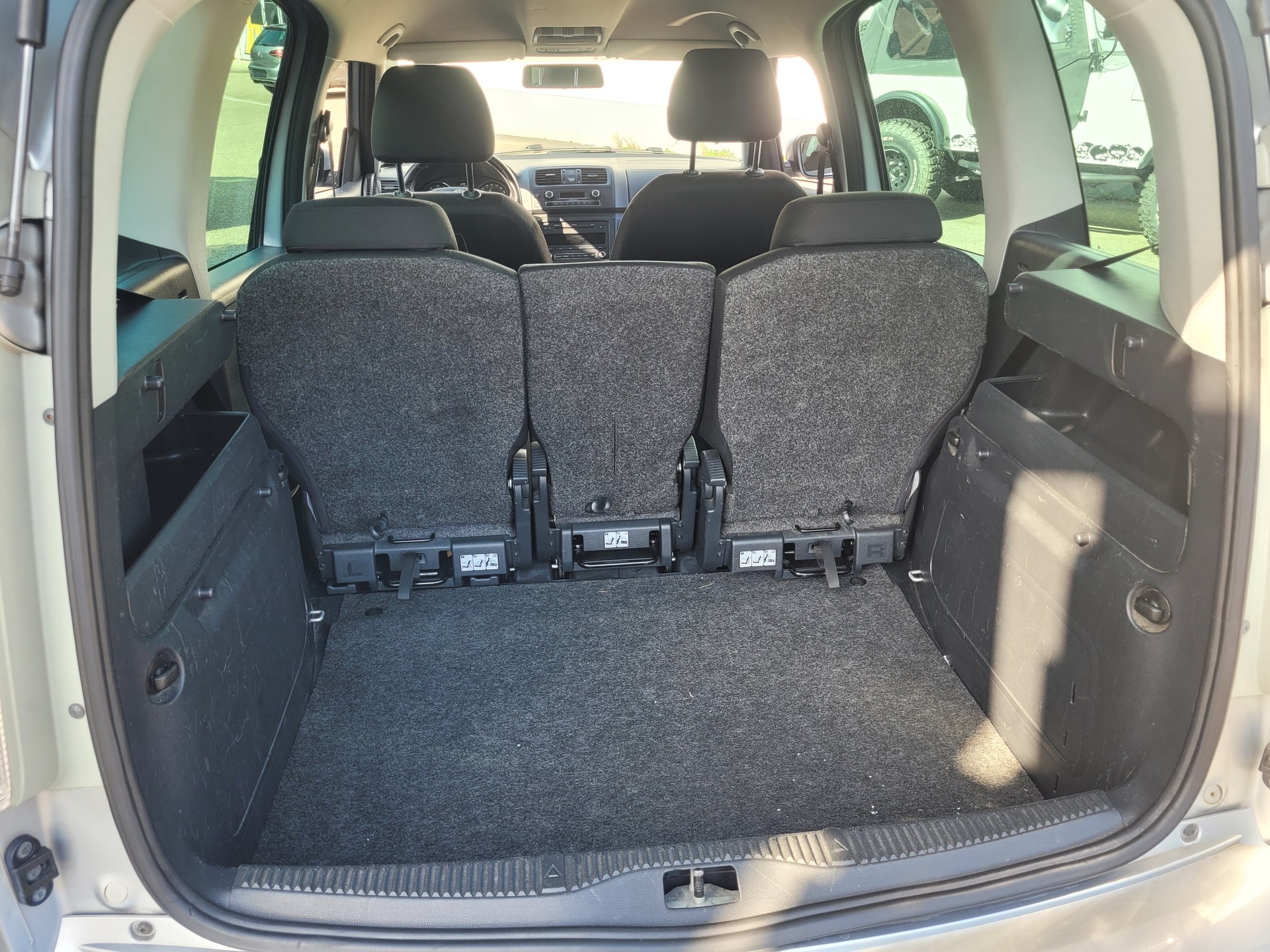 SKODA Roomster 1.2 TSI Elegance DSG-image-9