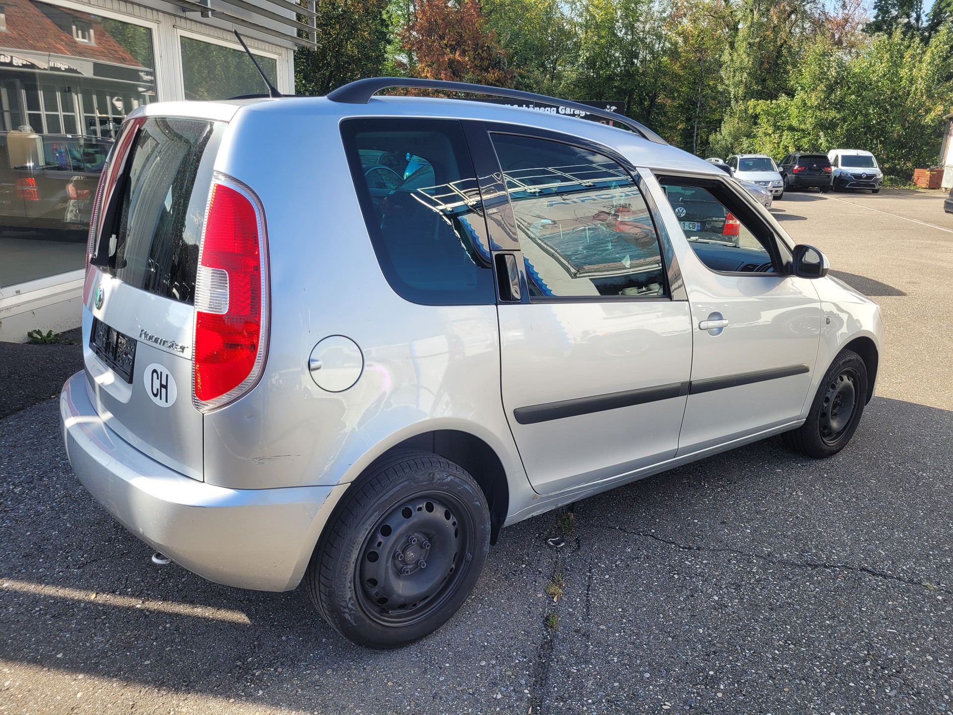 SKODA Roomster 1.2 TSI Elegance DSG-image-8