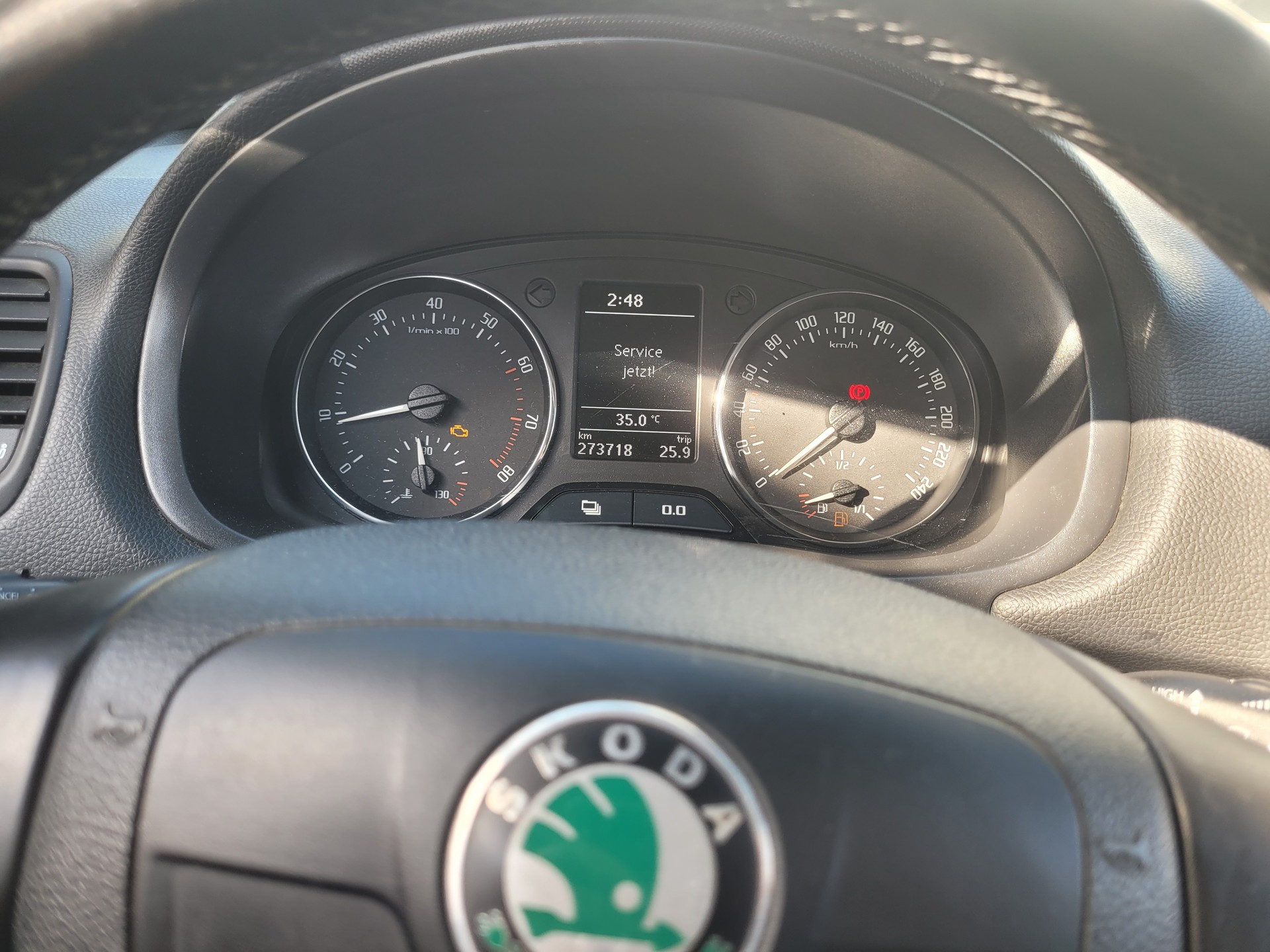 SKODA Roomster 1.2 TSI Elegance DSG-image-13