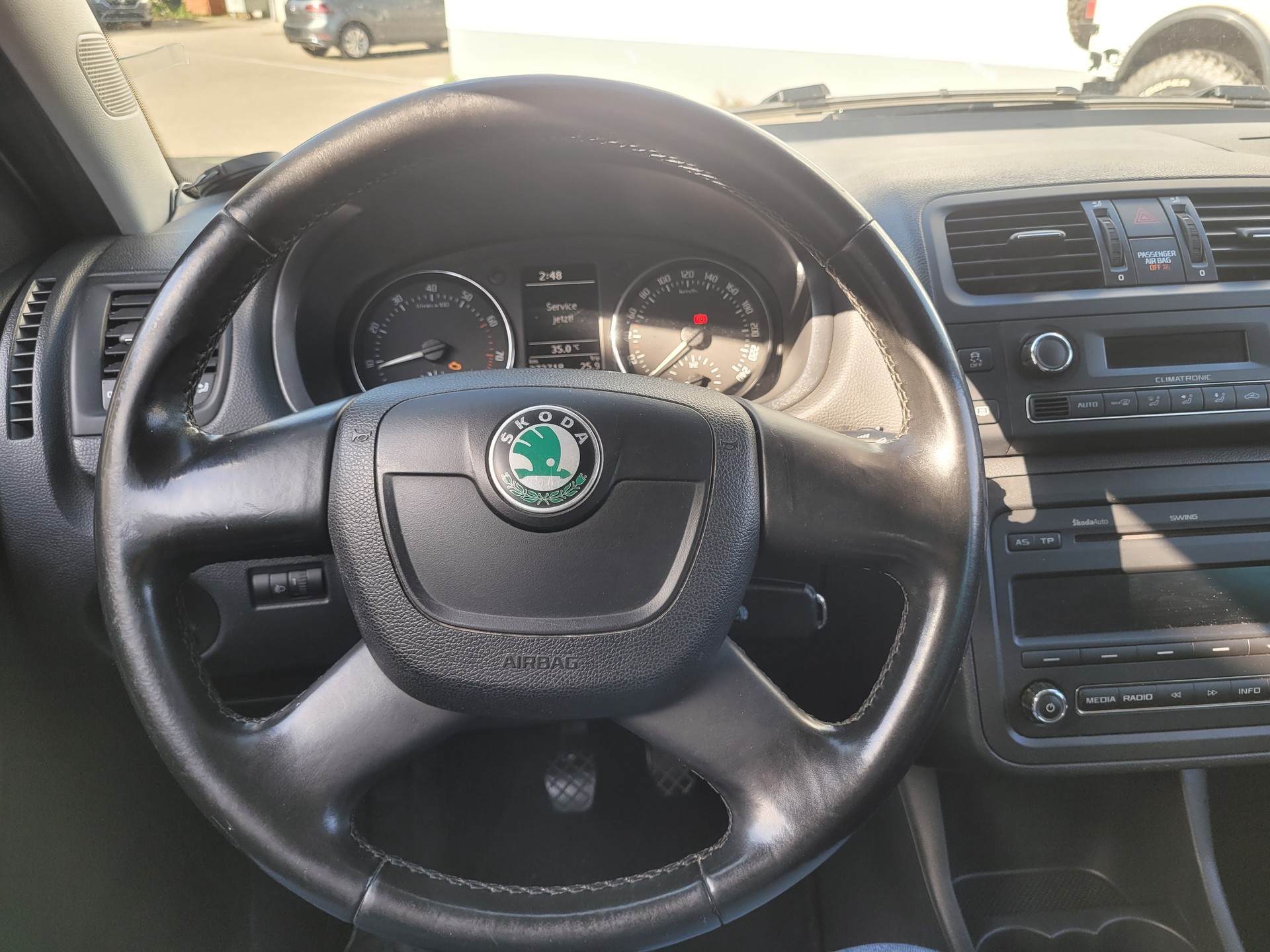SKODA Roomster 1.2 TSI Elegance DSG-image-14