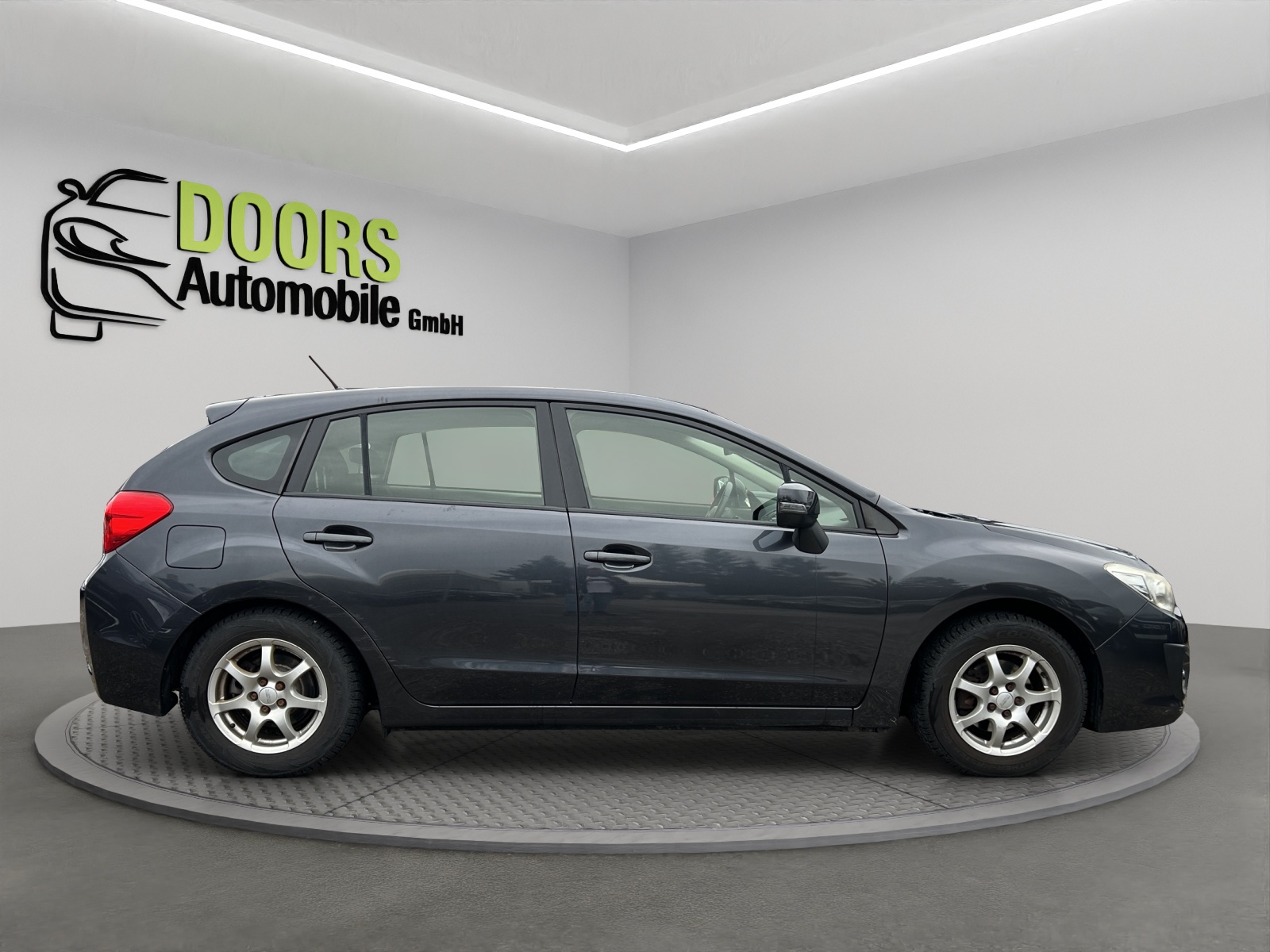 SUBARU Impreza 1.6 Swiss two-image-6