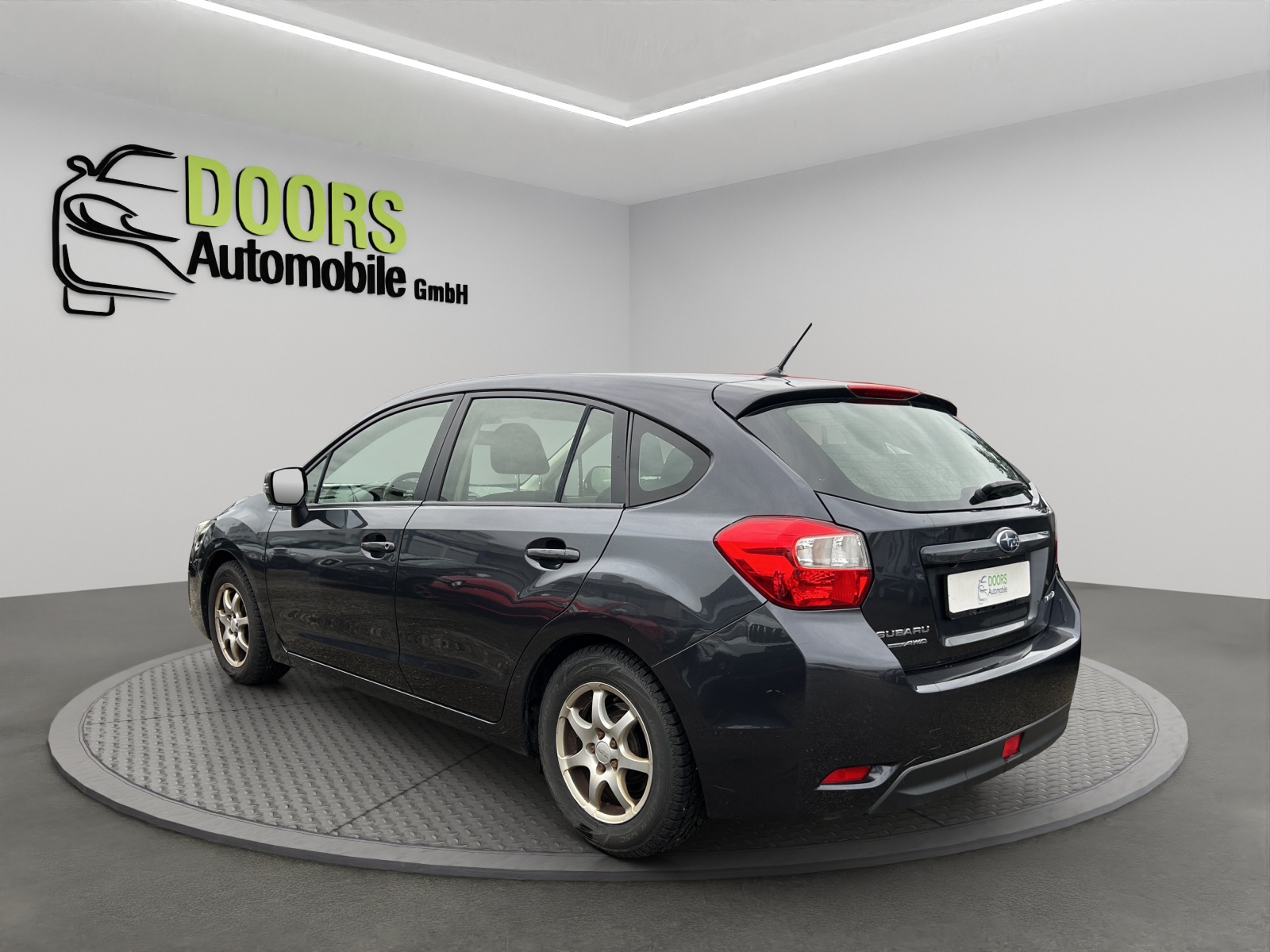 SUBARU Impreza 1.6 Swiss two-image-4